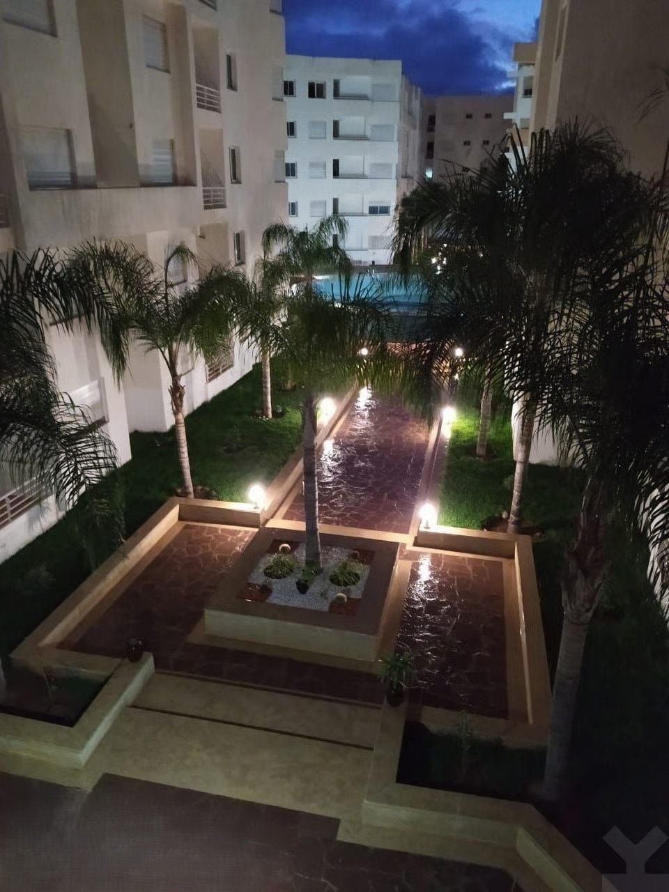 /ba185989/image_370925599.jpg