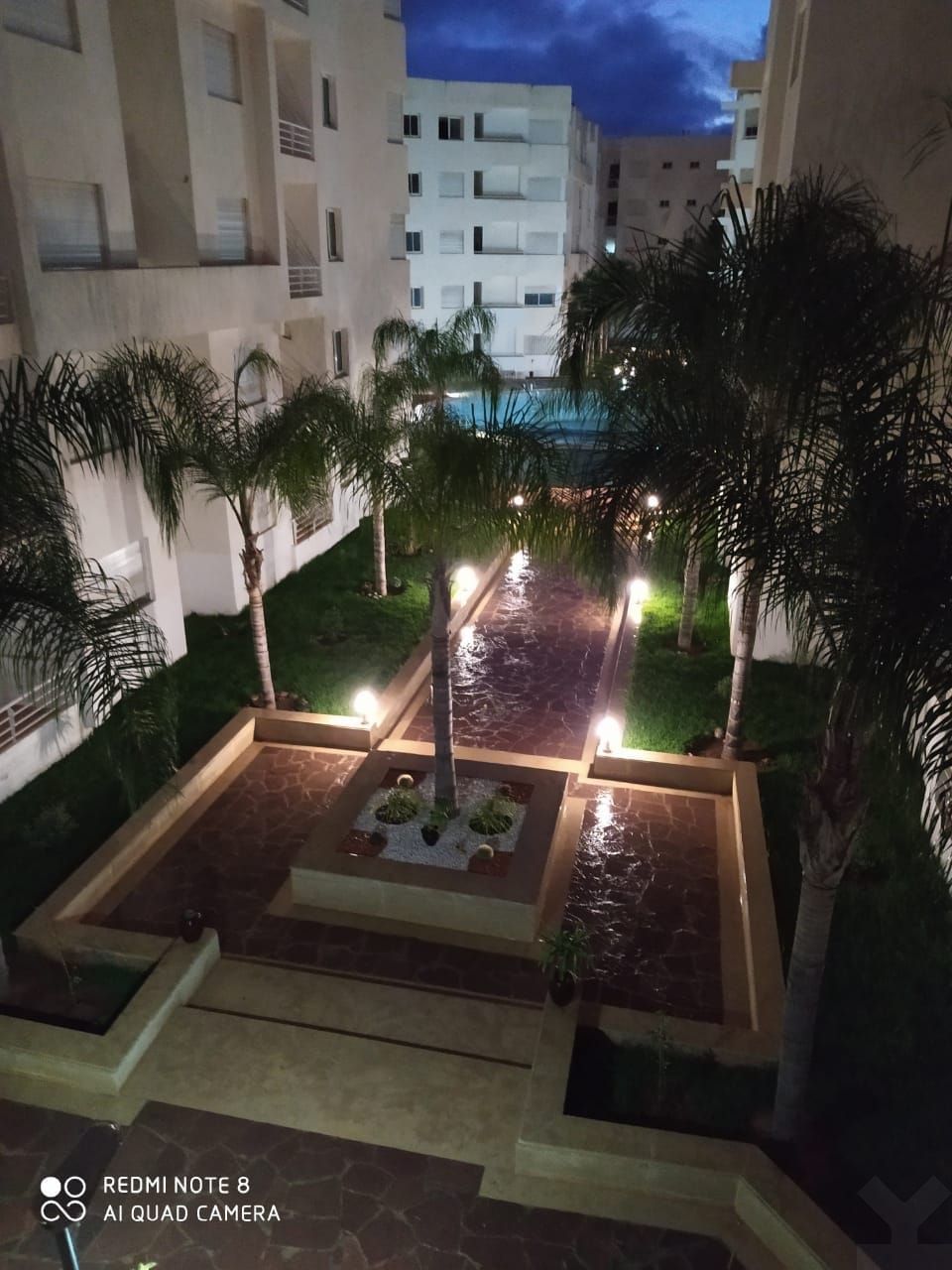 /ba185989/image_712103501.jpeg