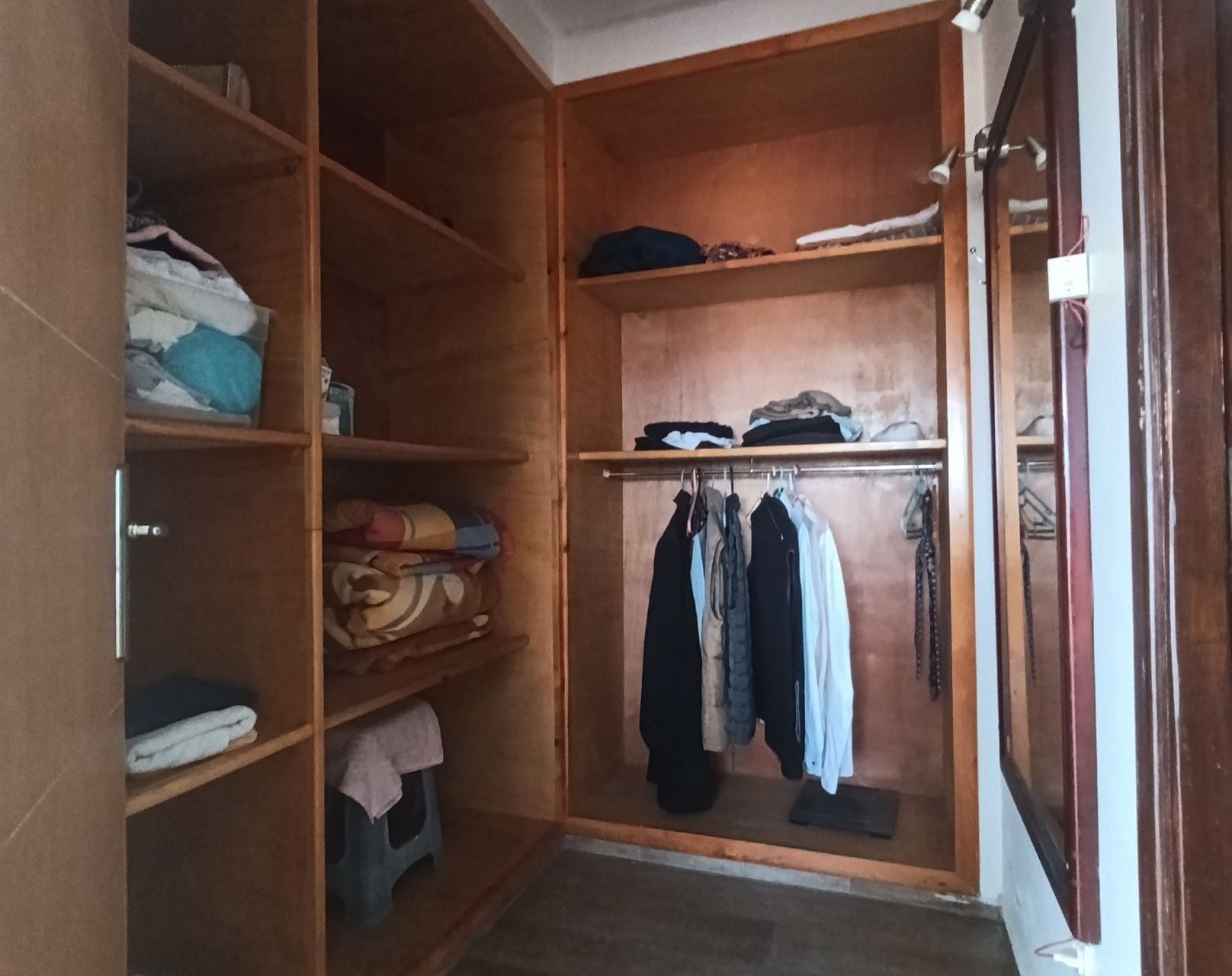 /bi195196/image_309467944.jpg