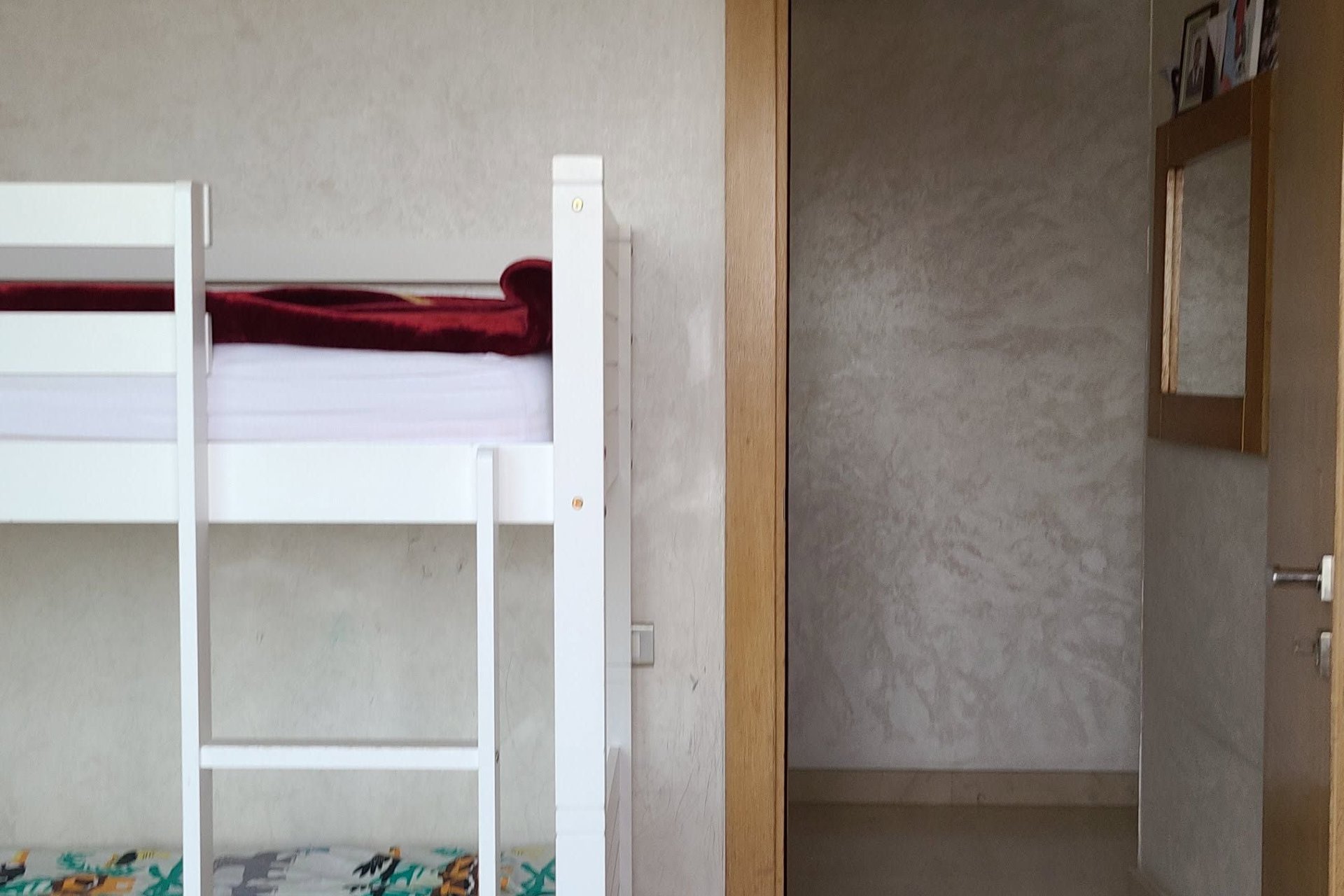 /ca114189/image_719366569.jpg