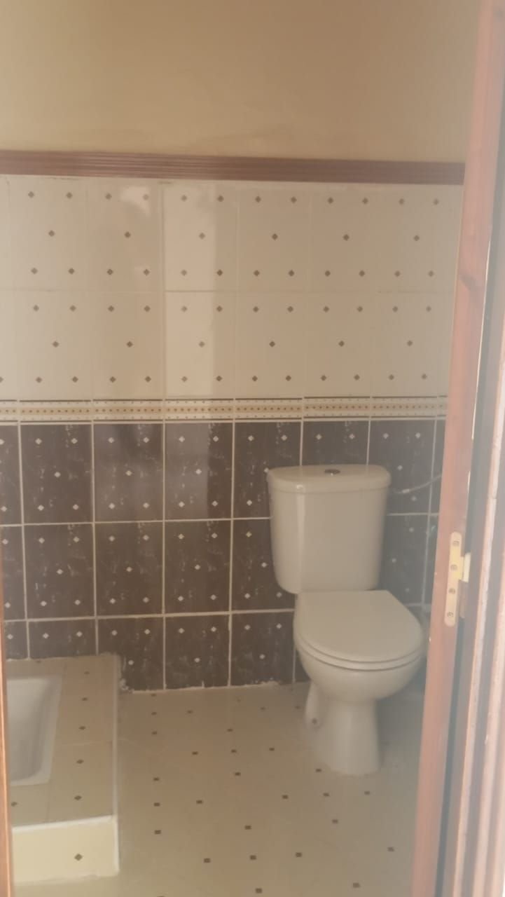 /ca183004/image_772904519.jpeg