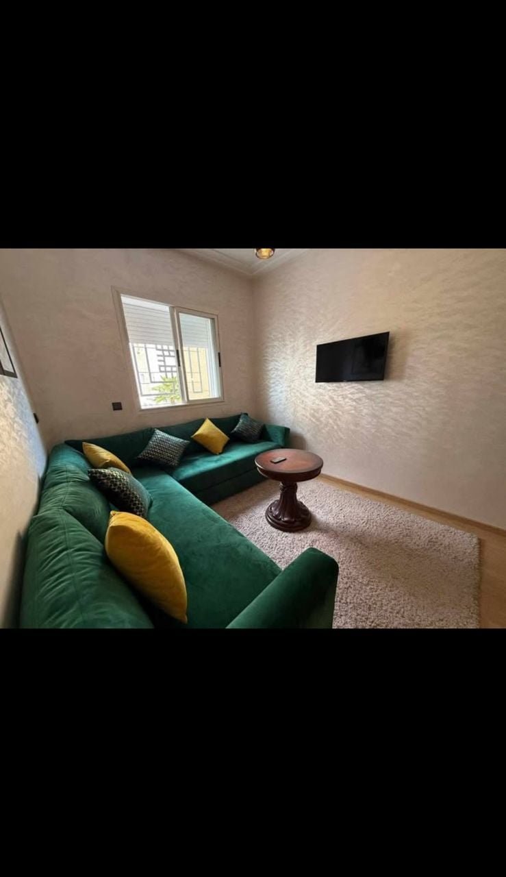 /ca187212/image_452590009.jpeg