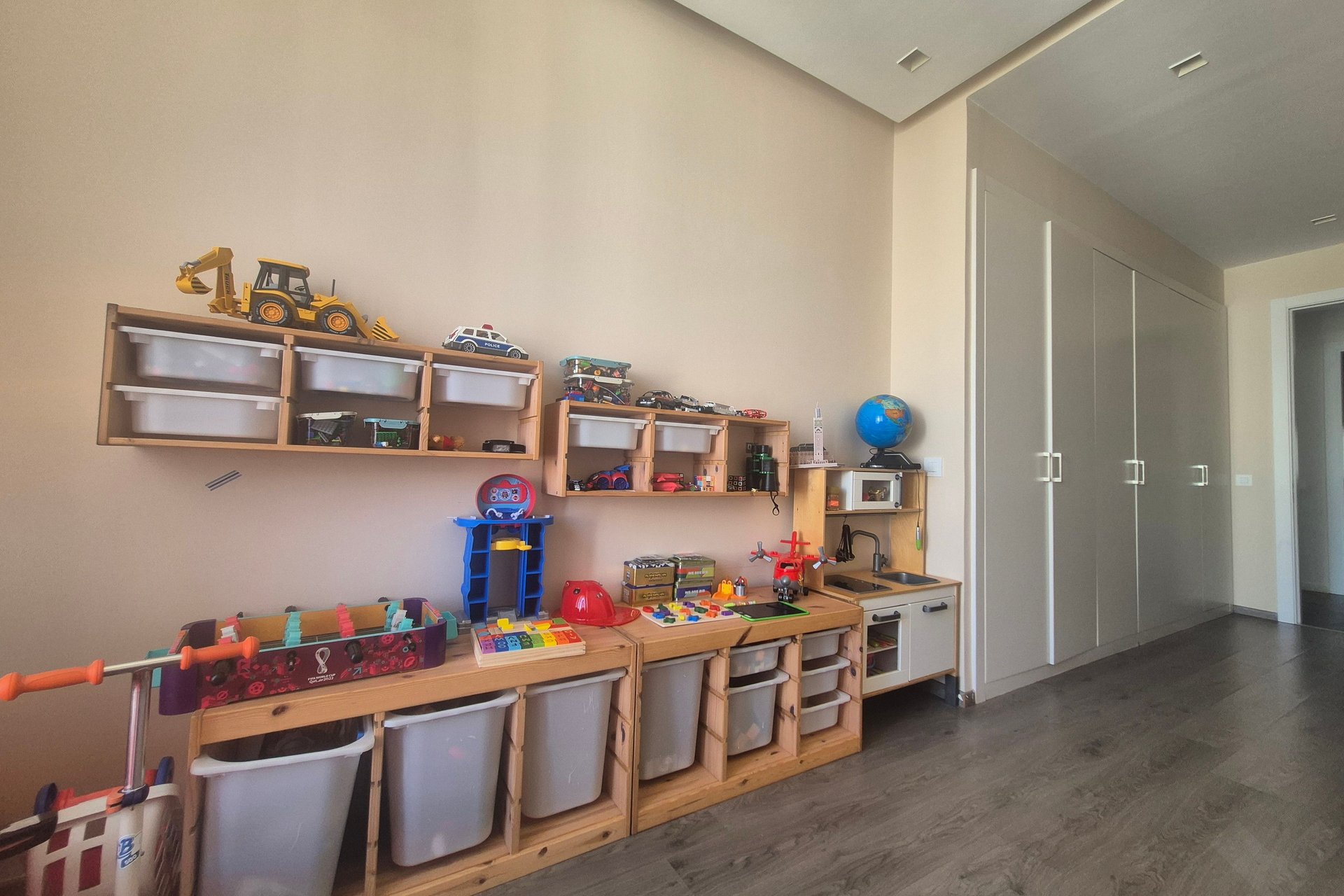 /ca188078/image_667653727.jpg