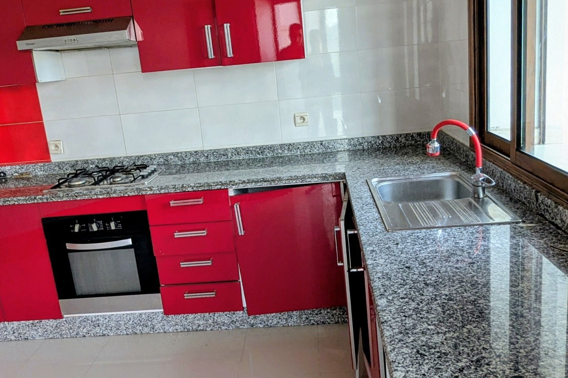 /ca188350/image_807174488.jpg