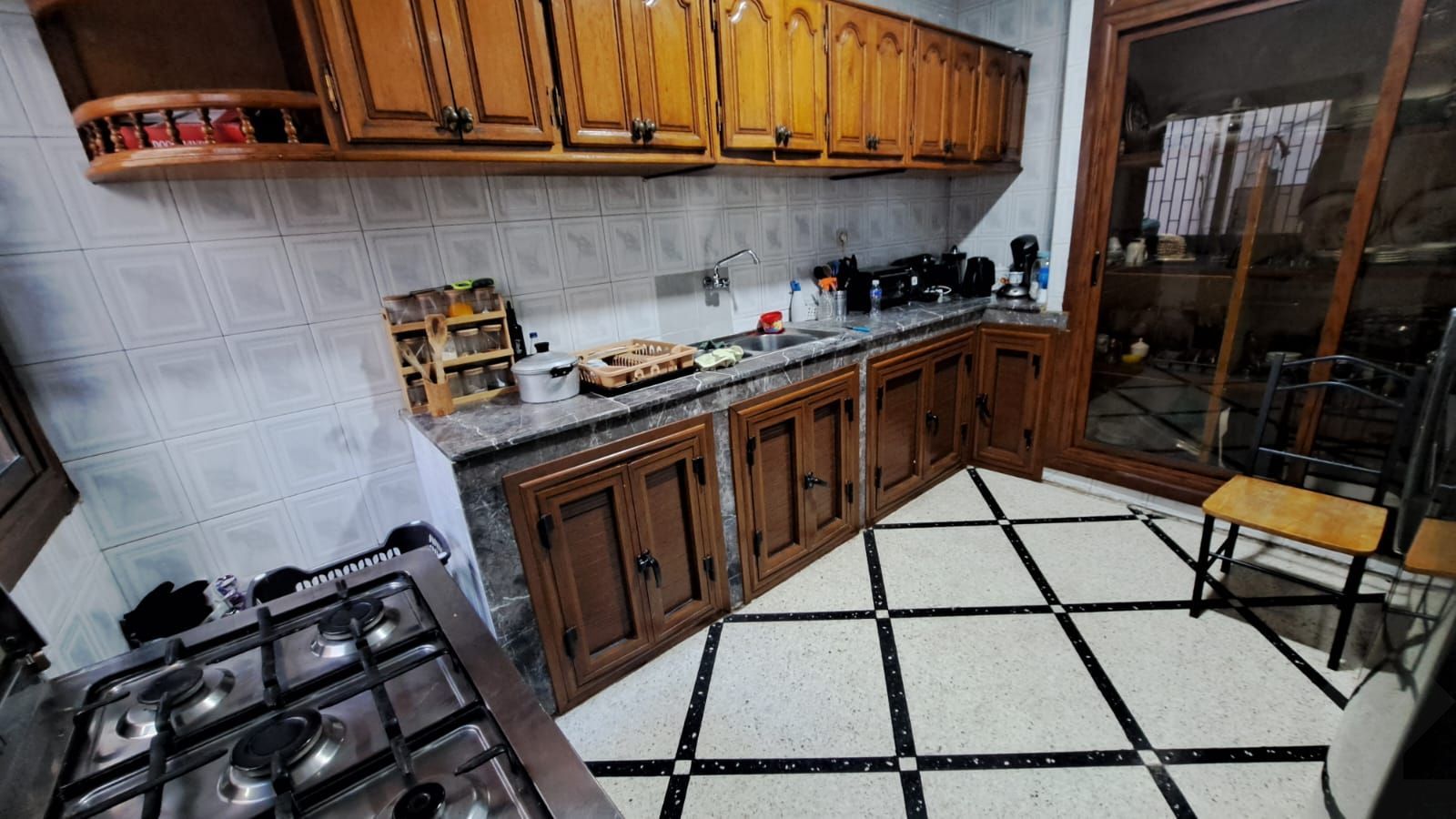 /ca188986/image_800842576.jpeg