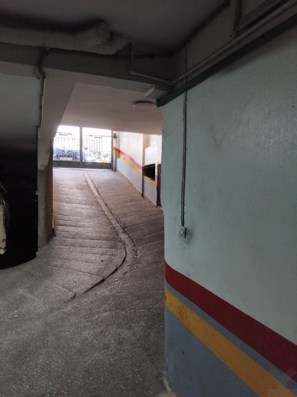 /ca191020/image_776596608.jpeg