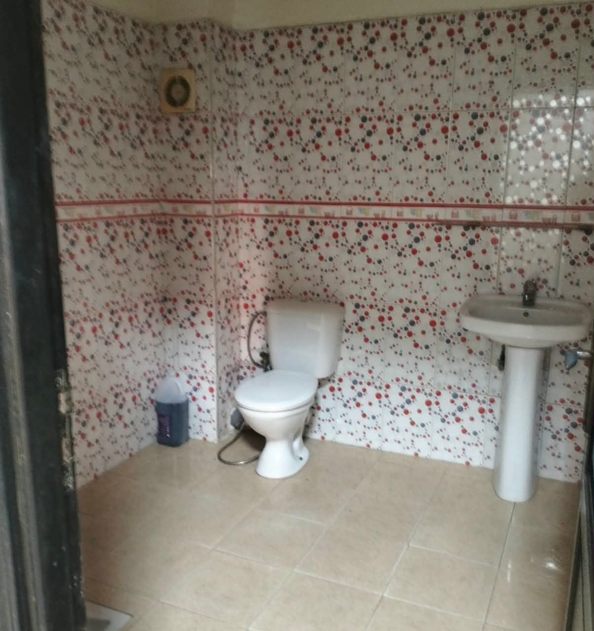 /ca191164/image_925839506.jpeg