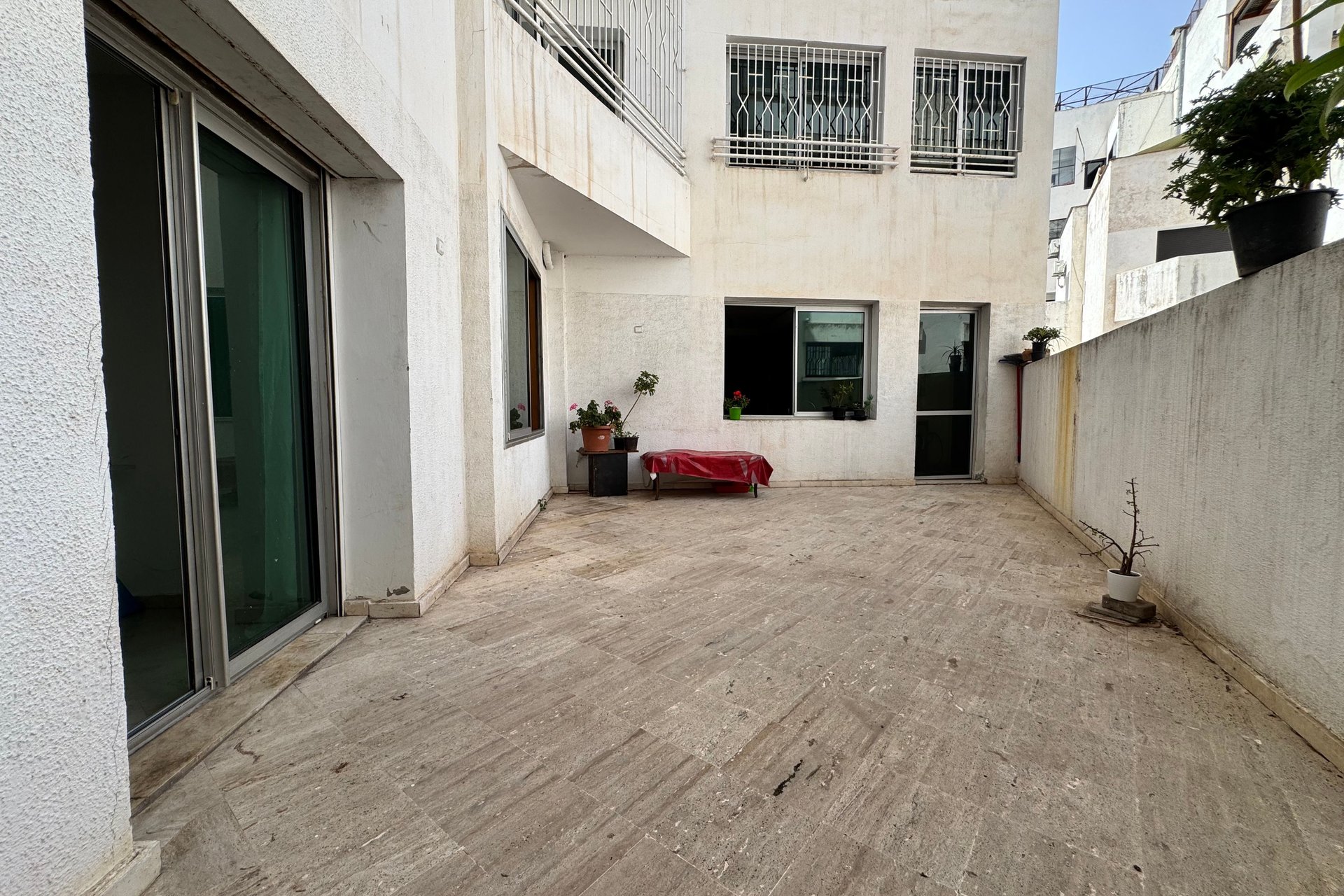 /ca213498/image_566210038.jpeg