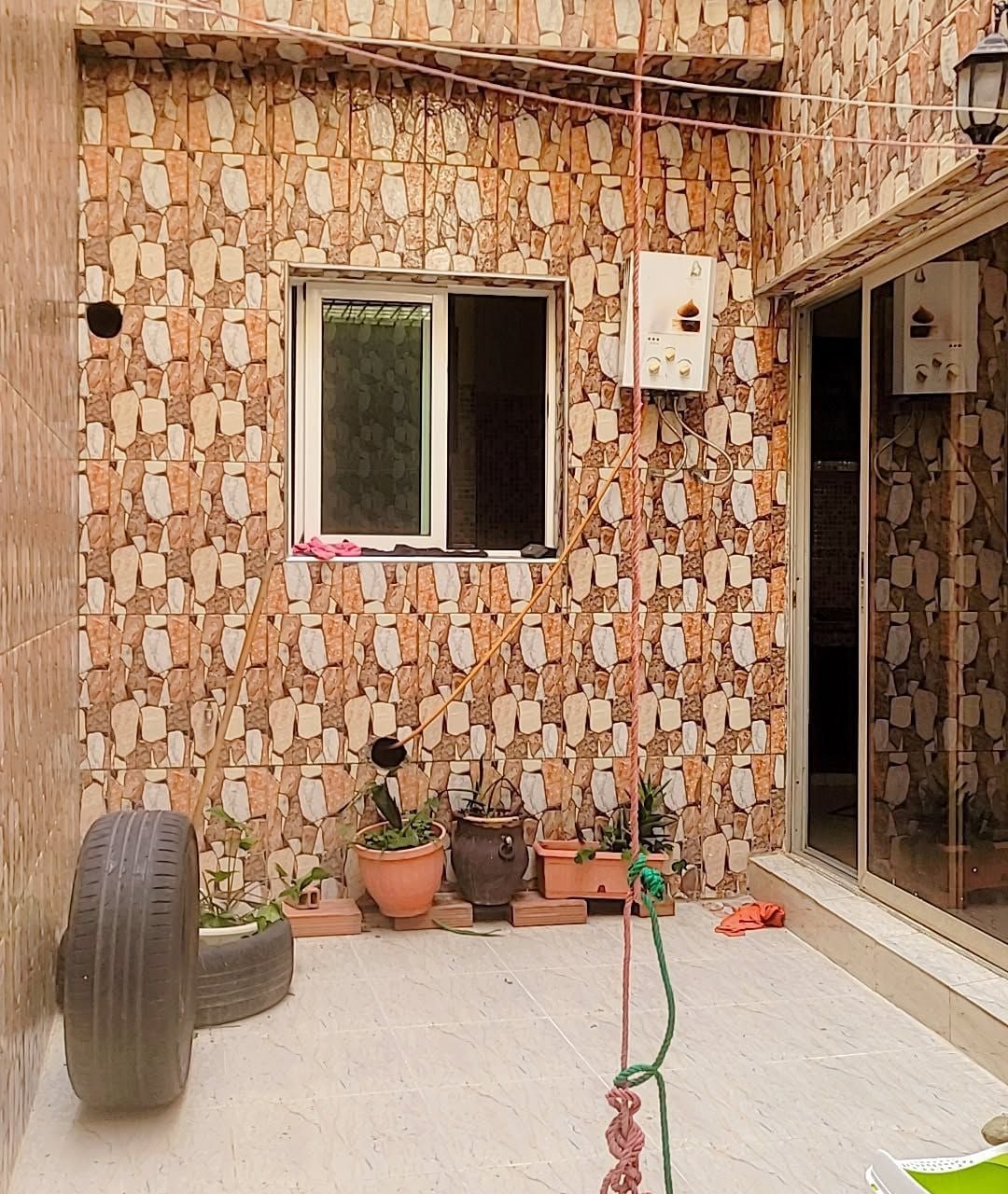 /cd198990/image_742519258.jpg