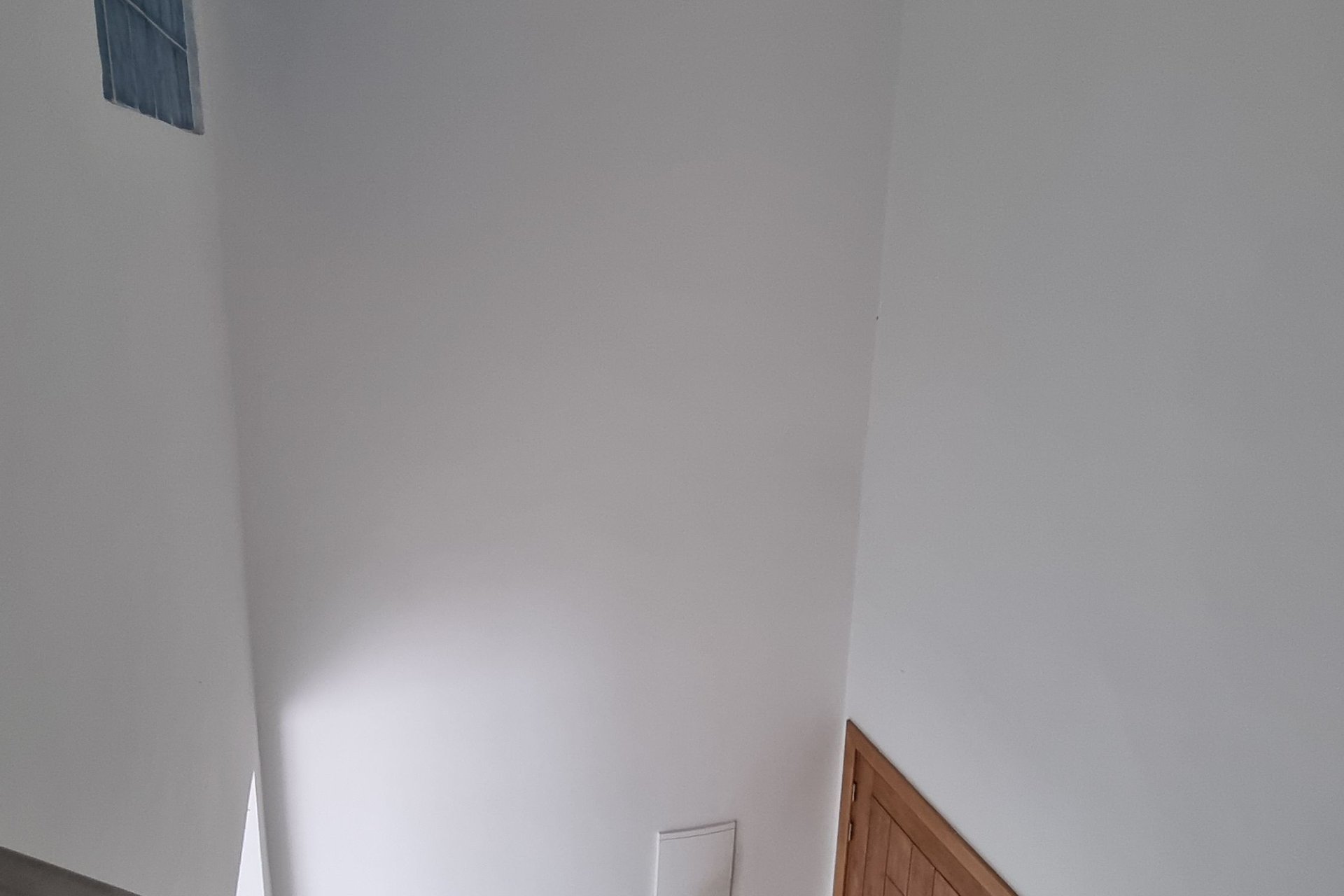 /ci057925/image_358869871.jpg