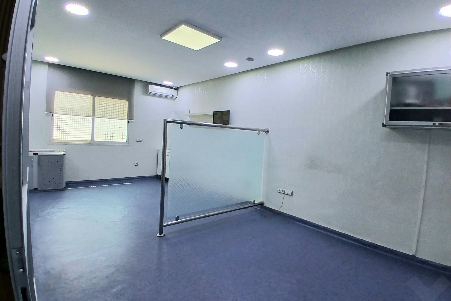 /ci083273/image_821778255.jpg