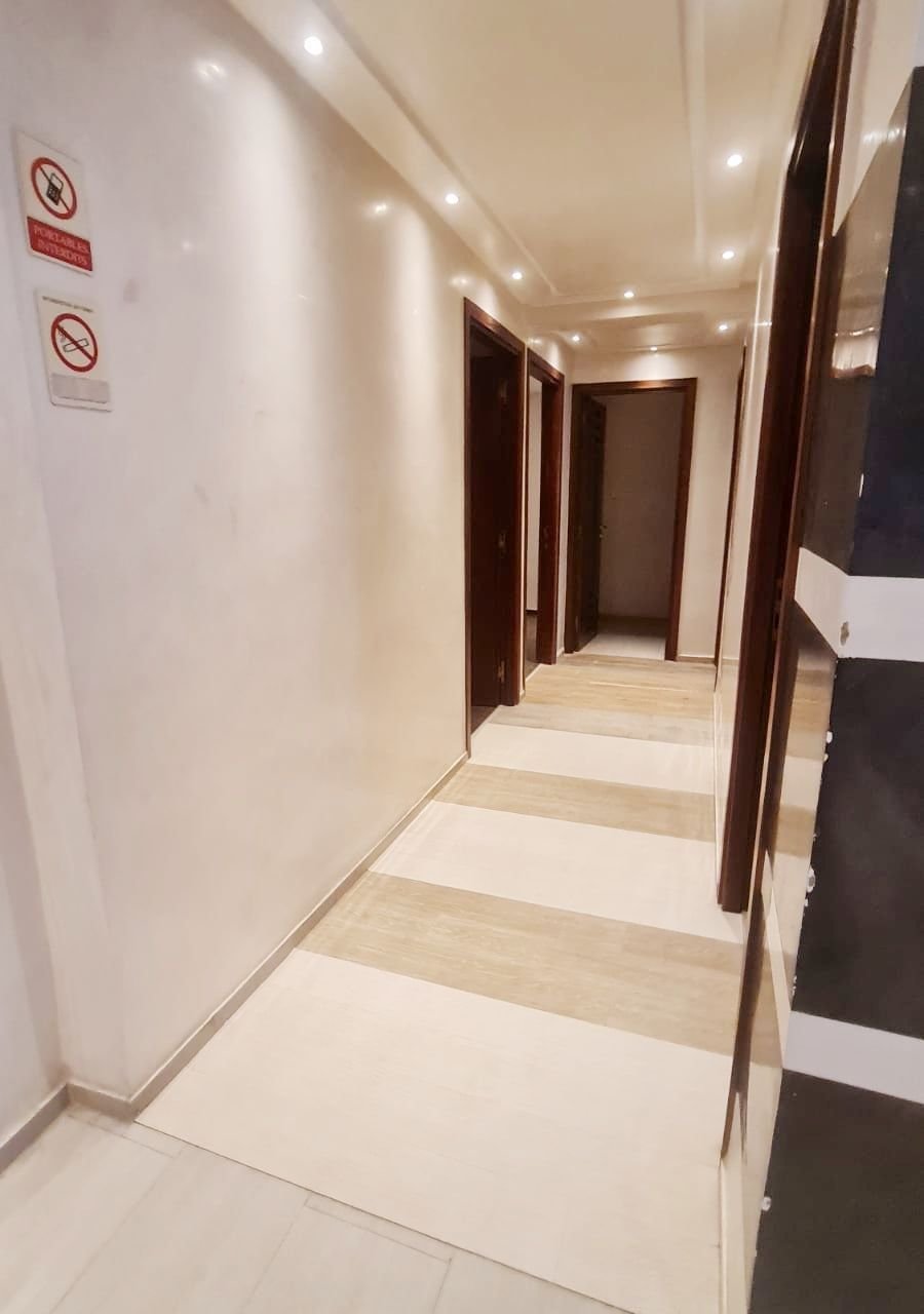 /ci117326/image_864868529.jpeg