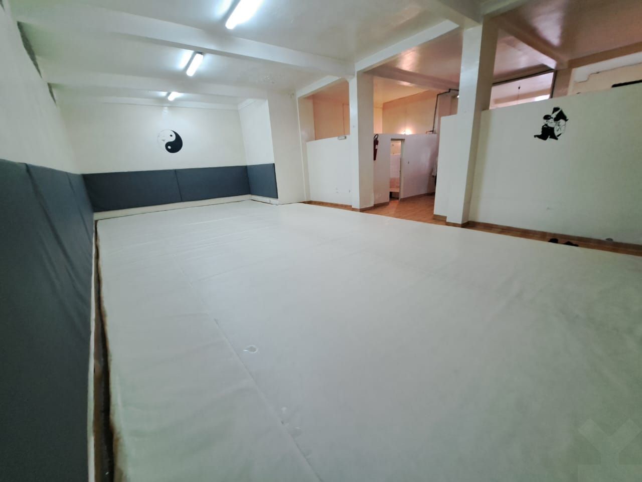 /ci141731/image_18744300.jpeg