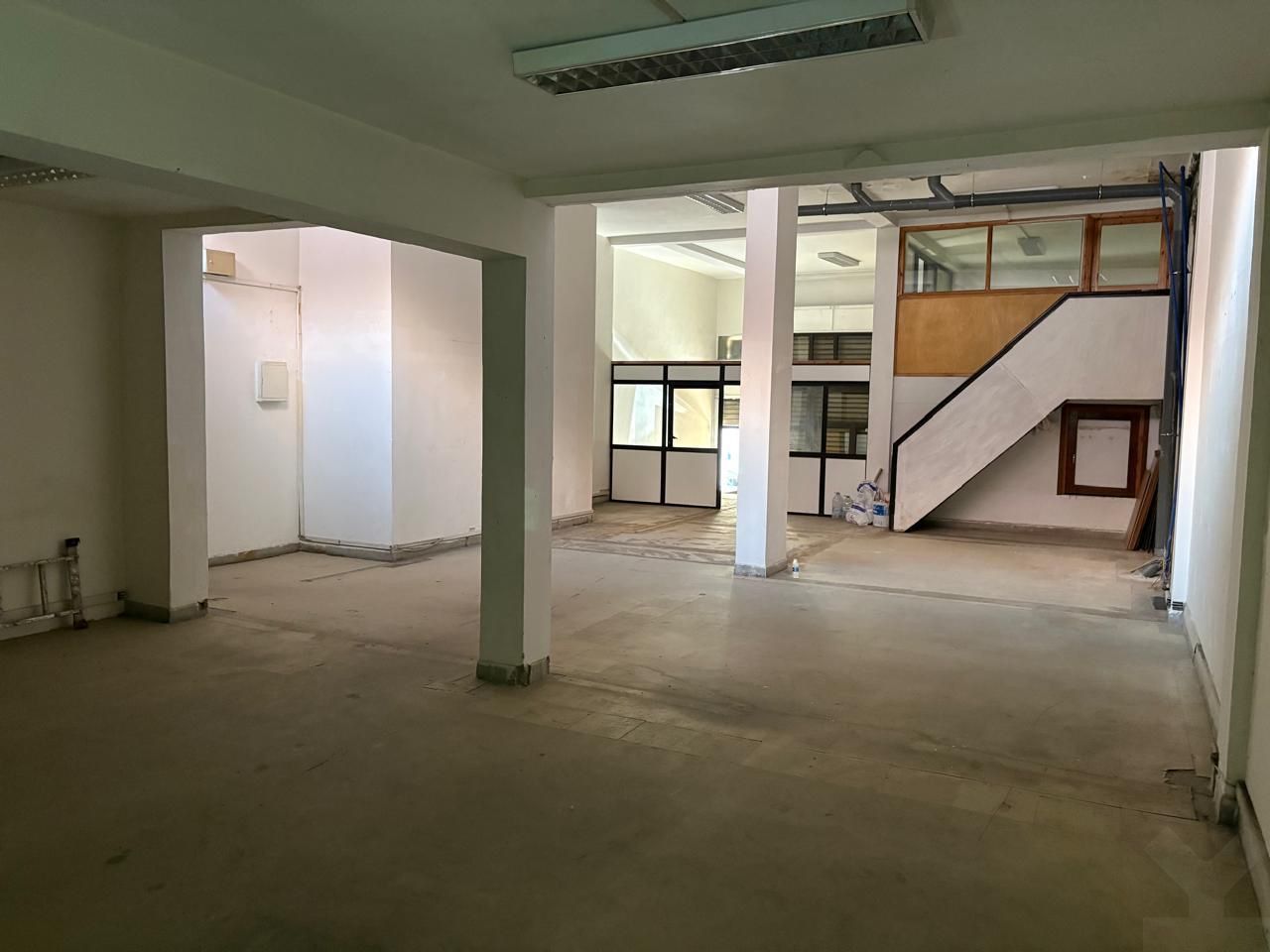 /ci158048/image_613188251.jpg
