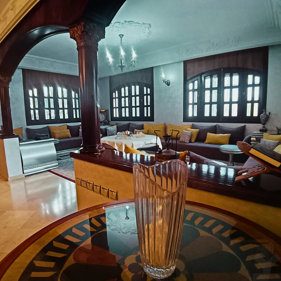 /ci166037/image_801869091.png