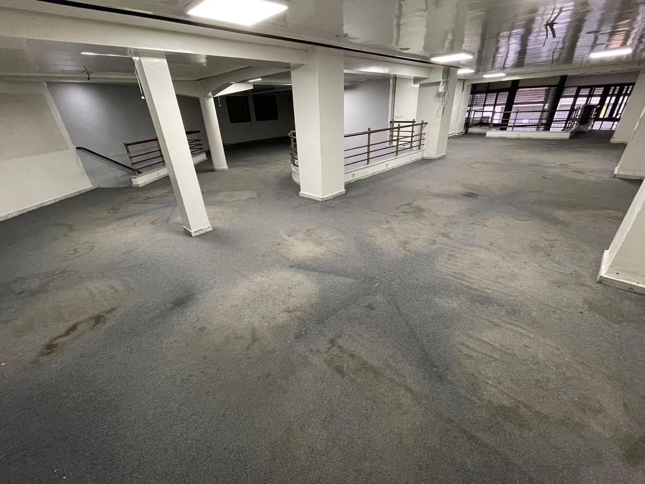 /ci166120/image_999226304.jpg