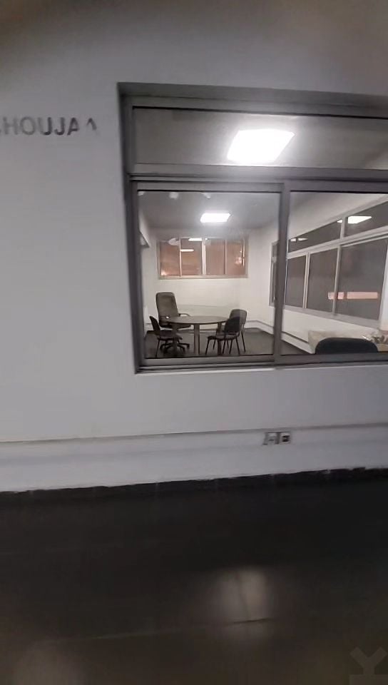 /ci170546/image_335384087.jpg