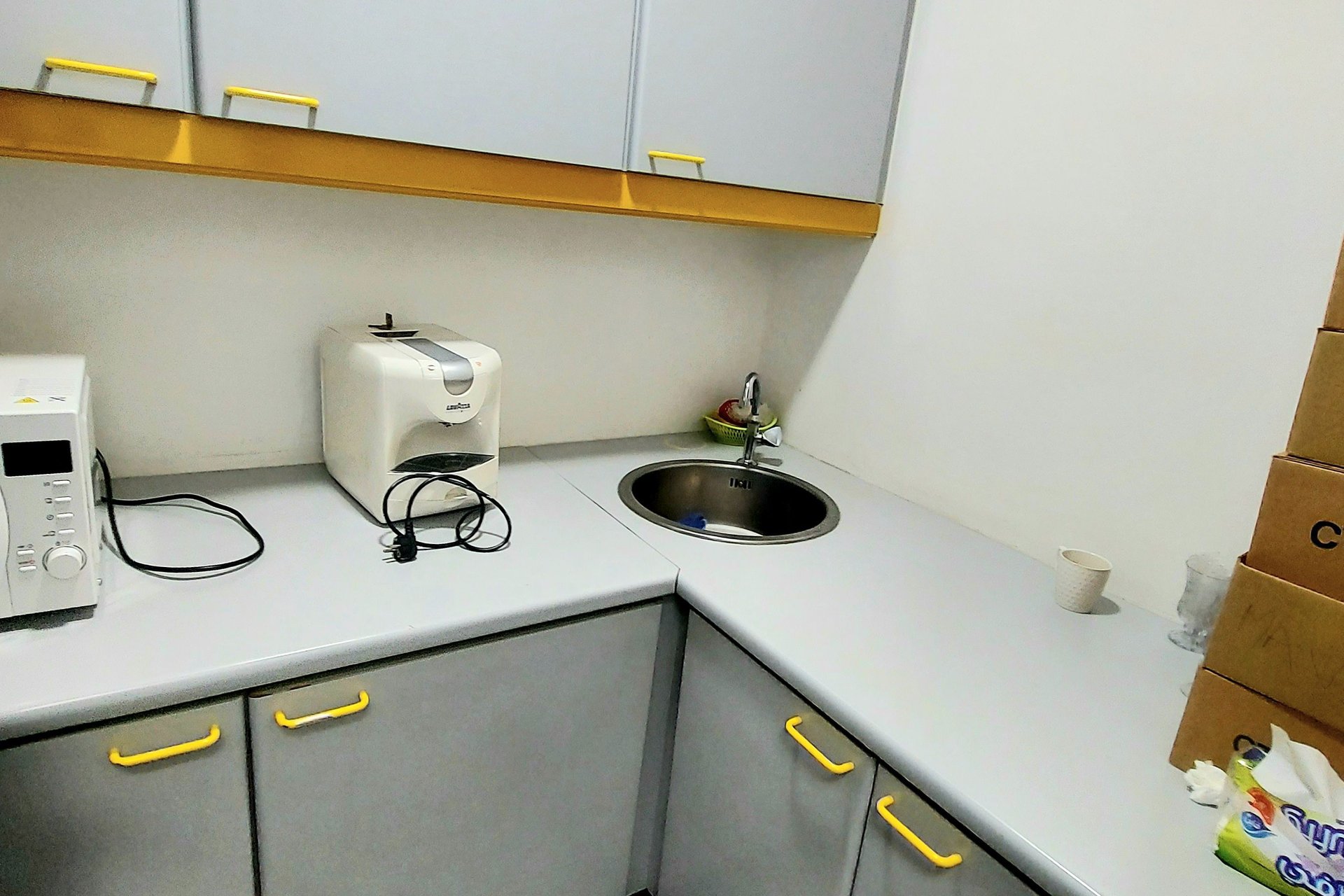 /ci172023/image_721360589.jpg