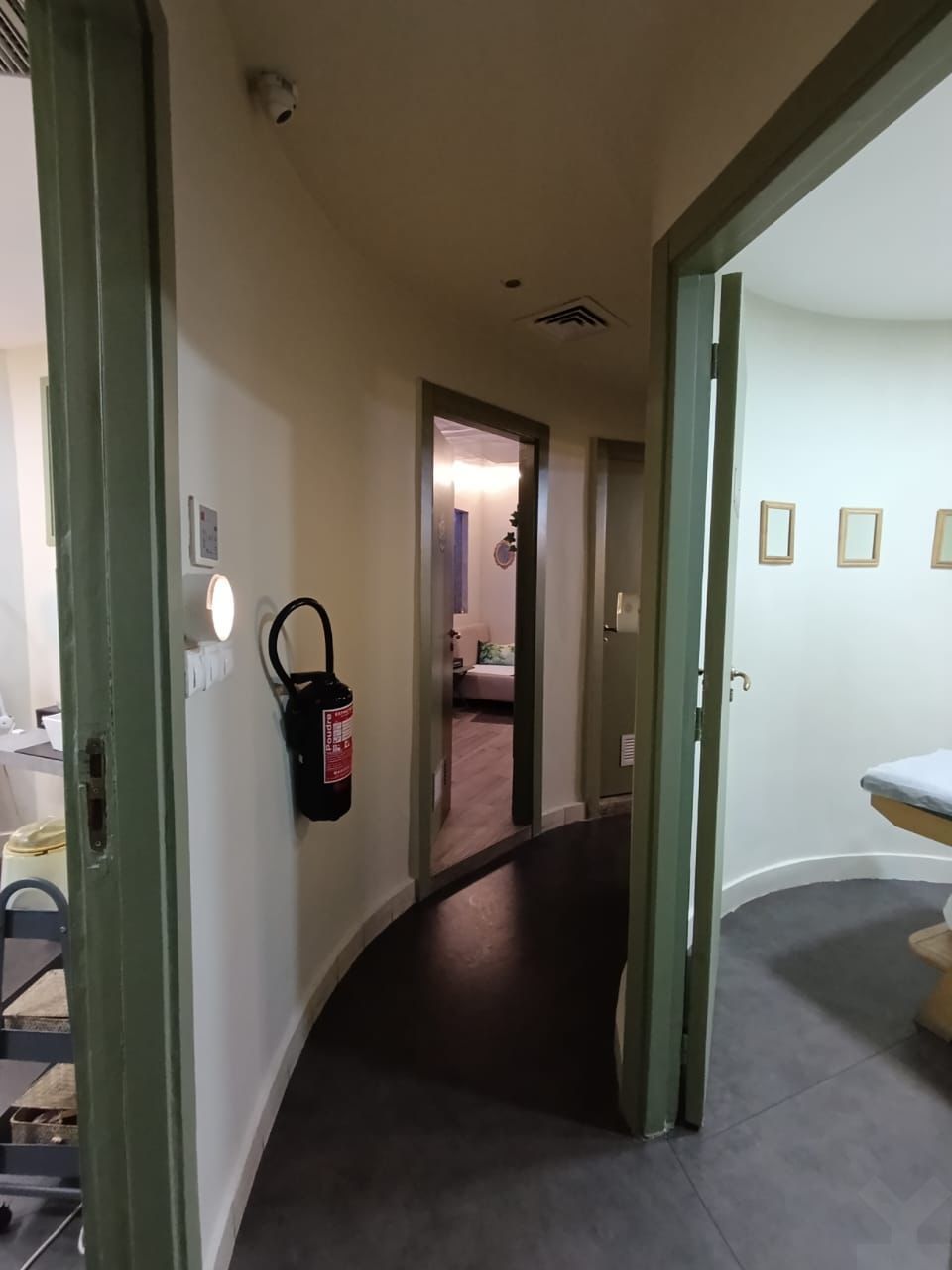 /ci184129/image_702681148.jpg