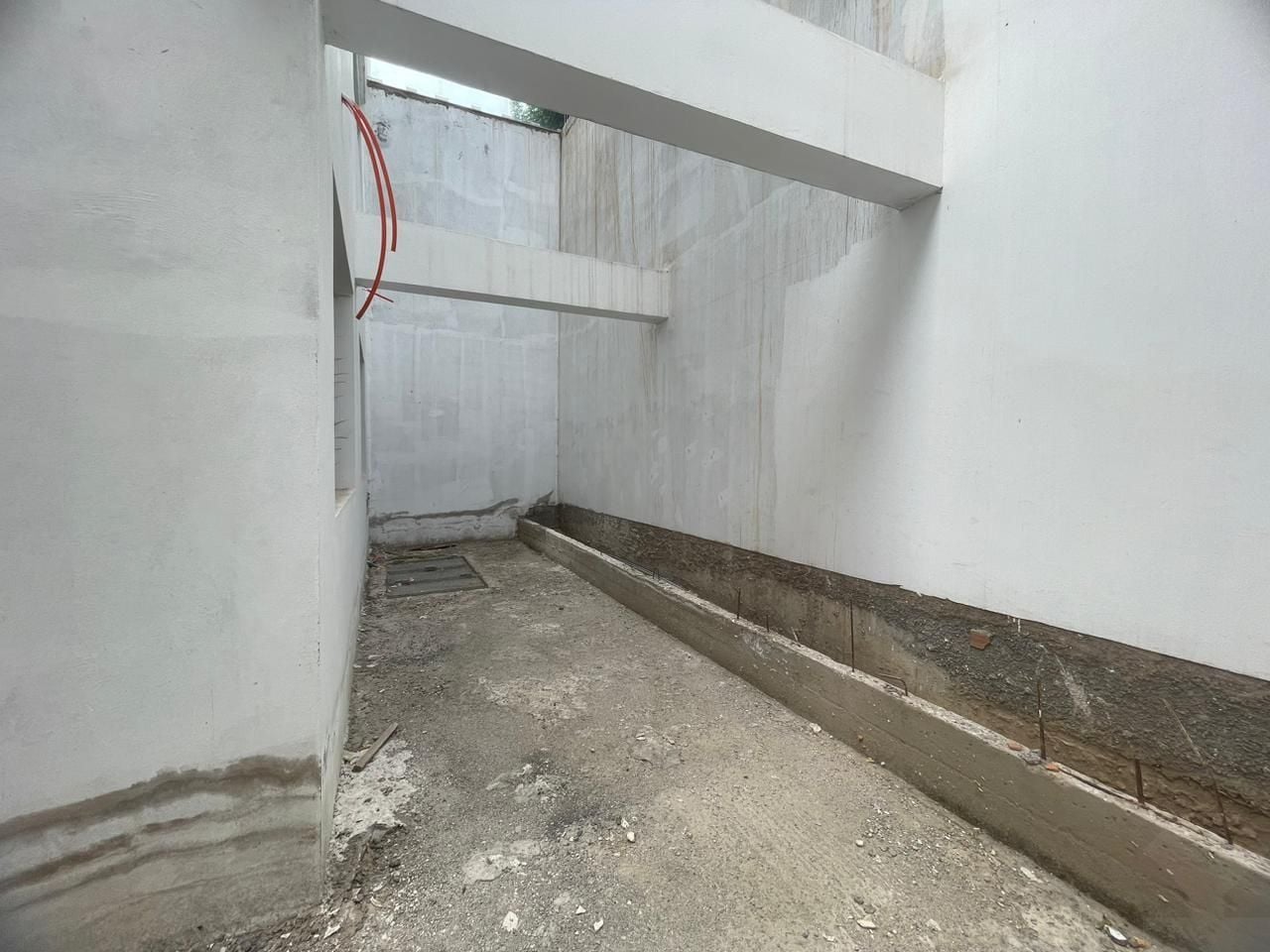 /ci188263/image_860617871.jpeg