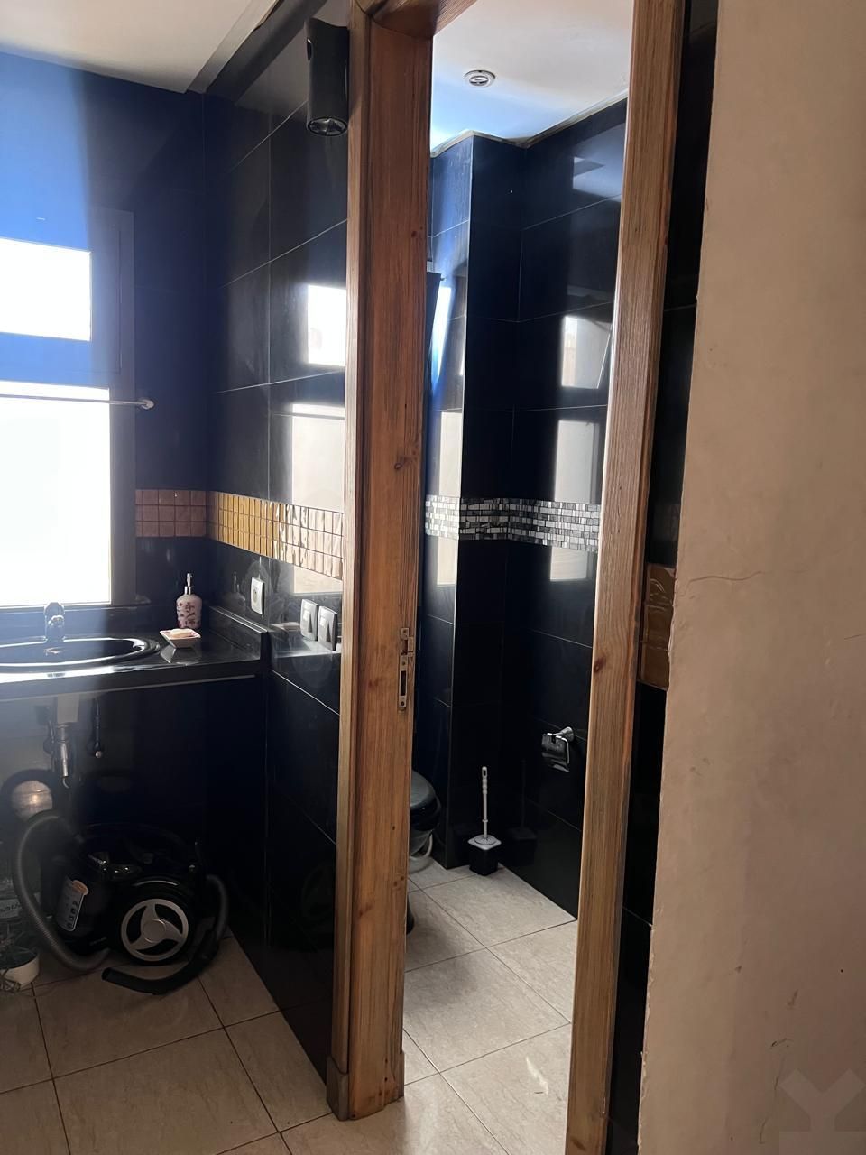 /ci188327/image_171246718.jpeg