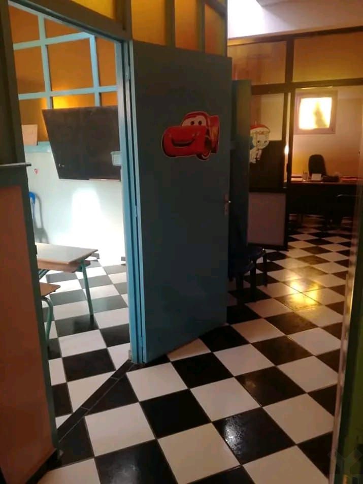 /ci188917/image_939120219.jpeg