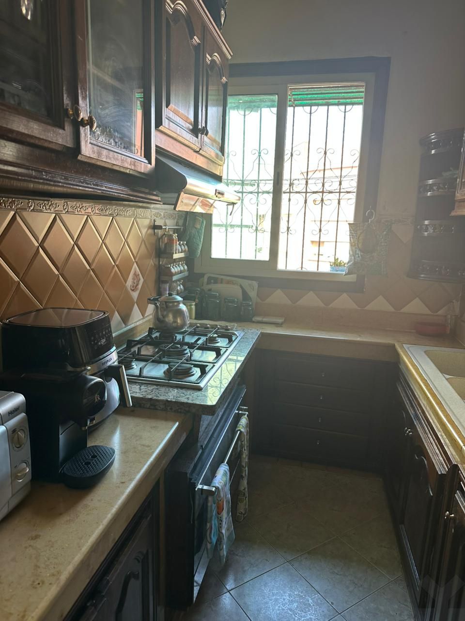 /ci189685/image_335939365.jpeg