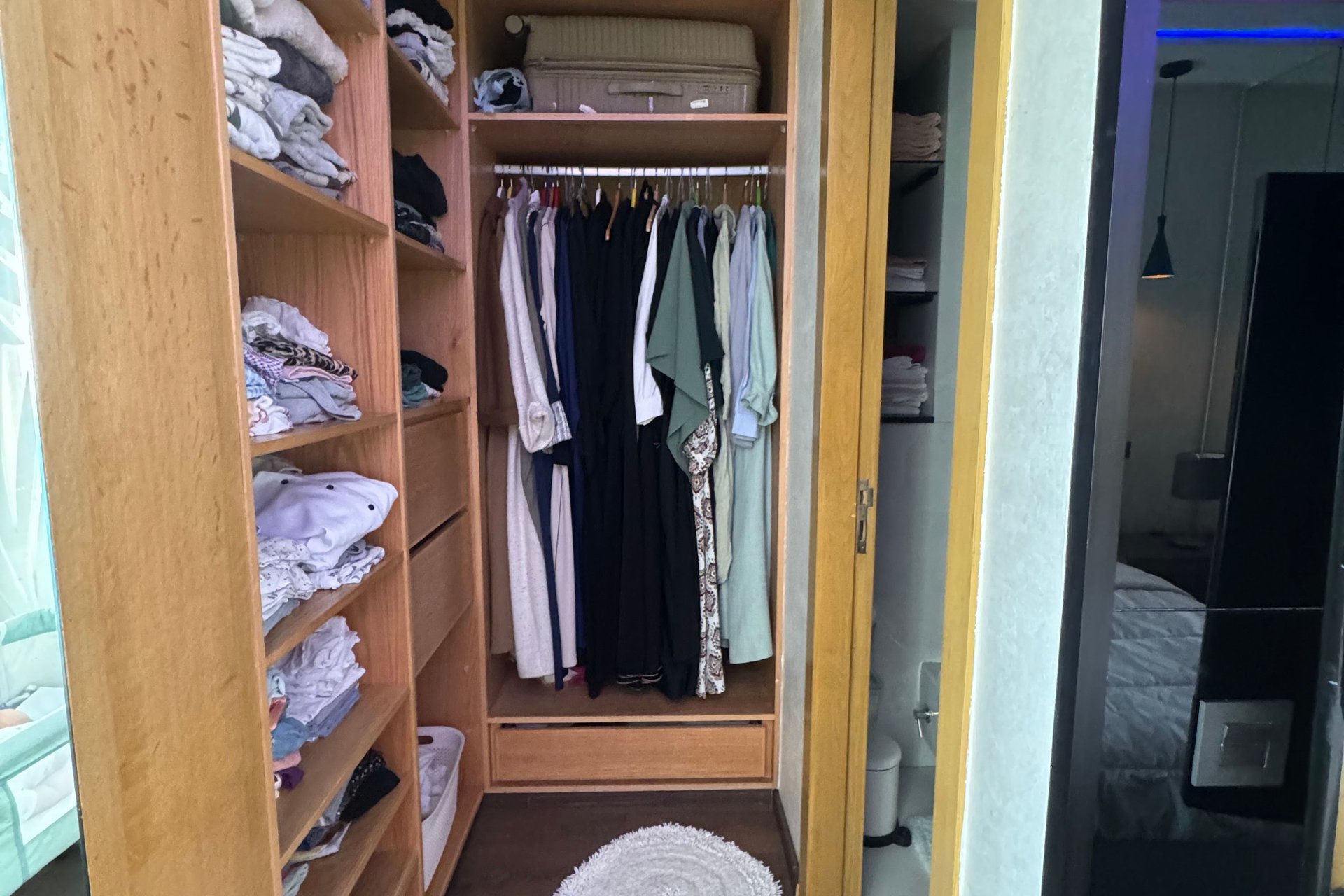 /ci190662/image_46696717.jpeg