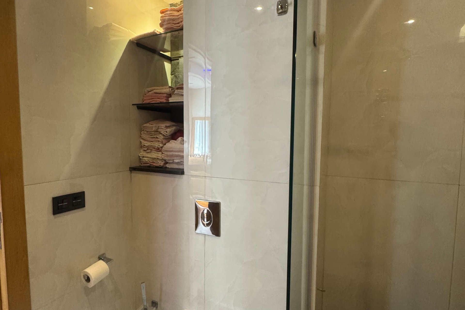 /ci190662/image_6242893.jpeg