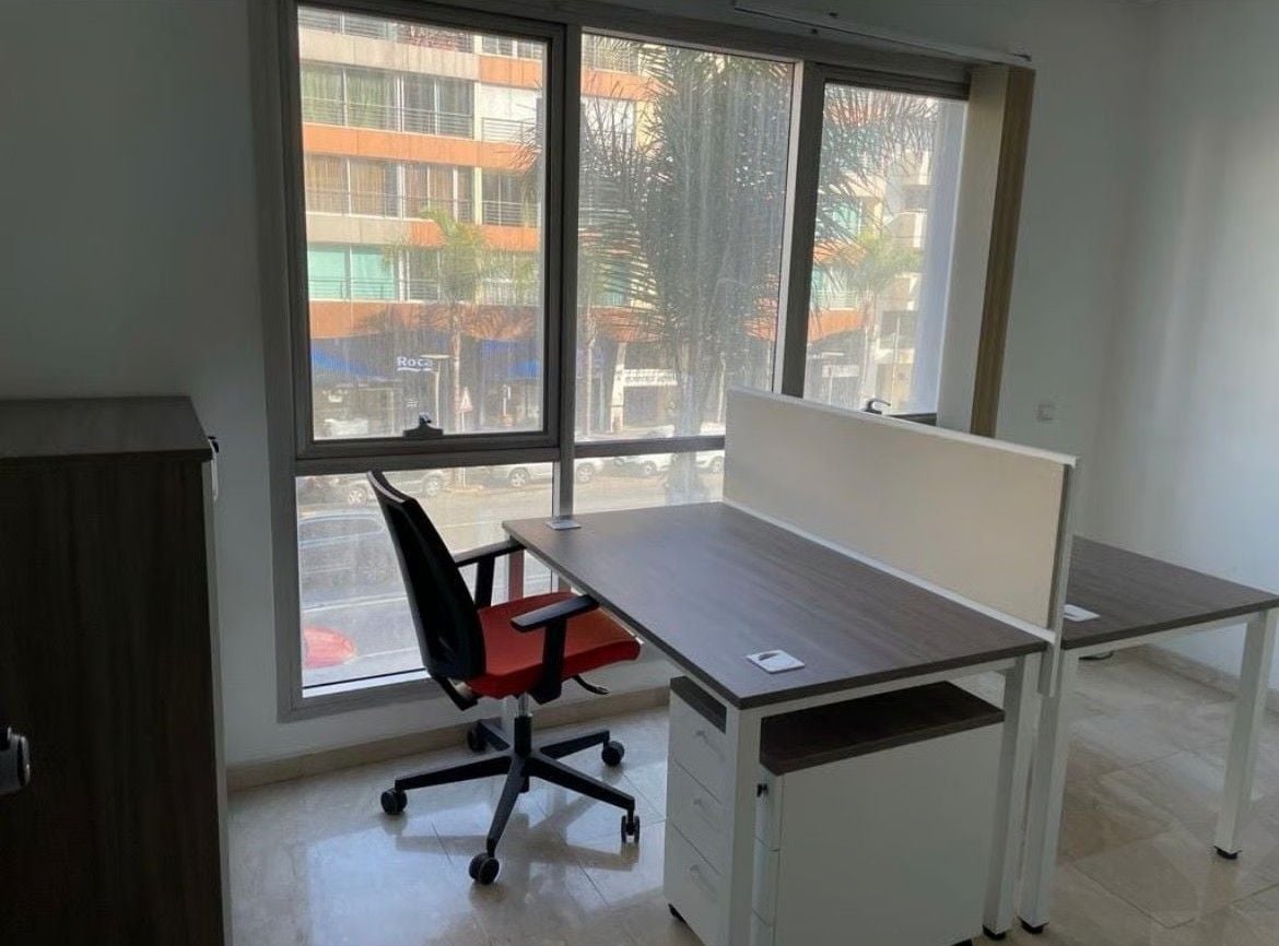 /ci197130/image_428622610.jpg