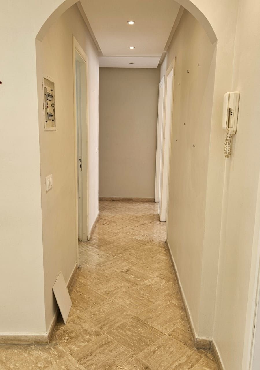 /ci197714/image_223433291.jpeg