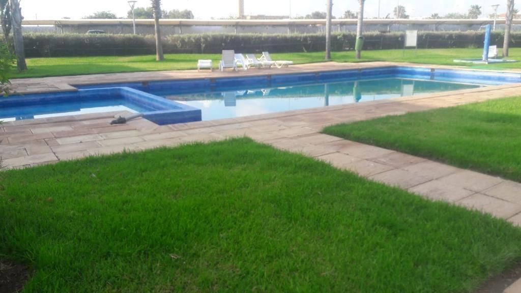 /ci197747/image_975270430.jpeg