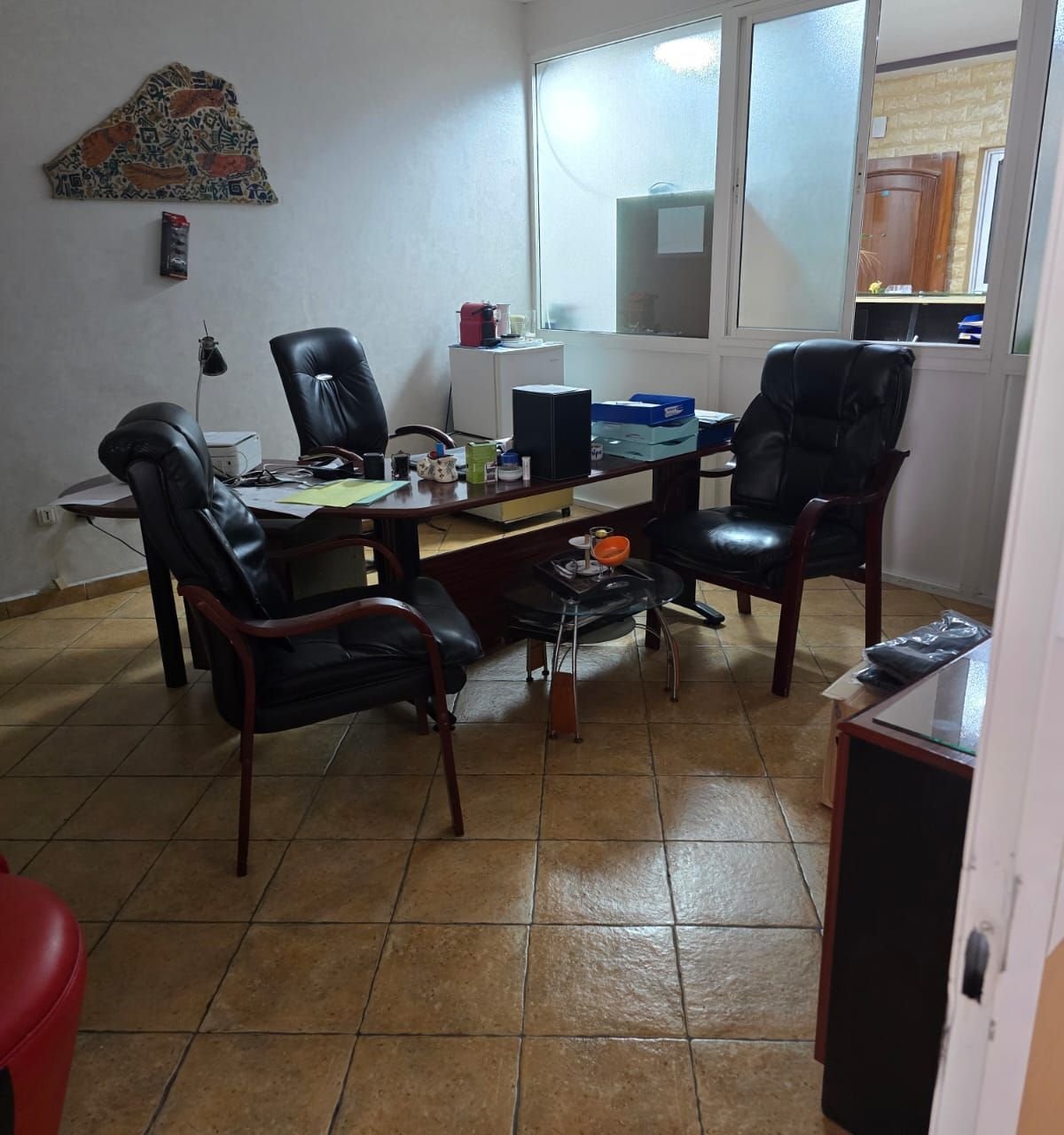 /ci198605/image_467168703.jpeg