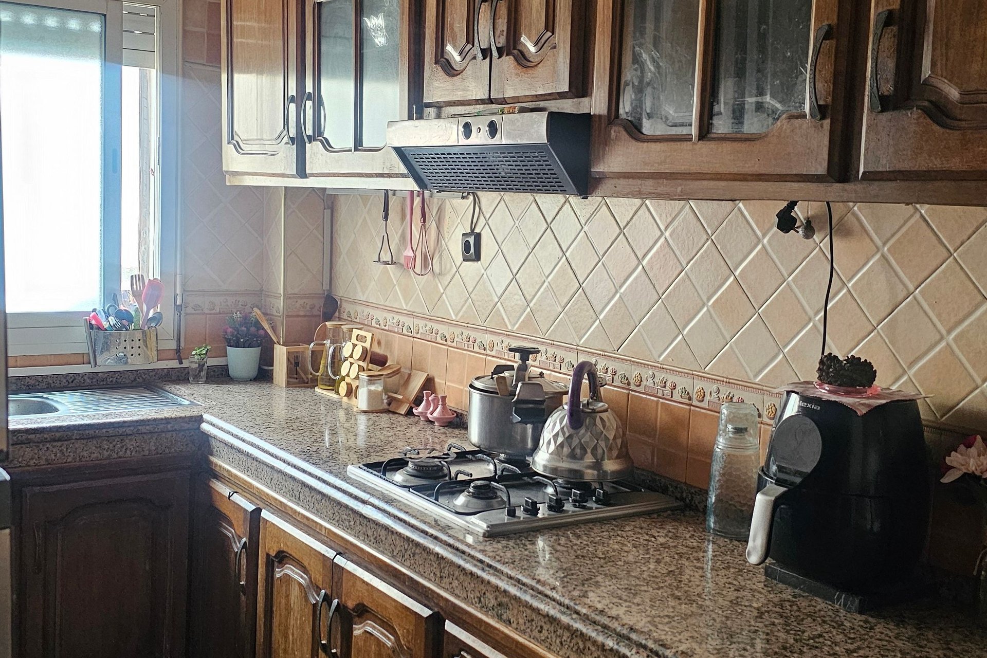 /ci199420/image_828385078.jpg