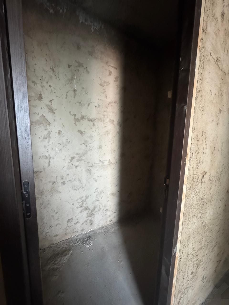 /ci201596/image_232305770.jpeg