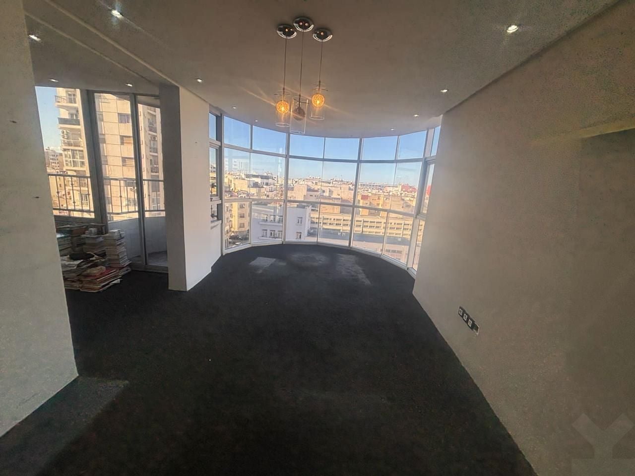 /ci202147/image_730092643.jpeg