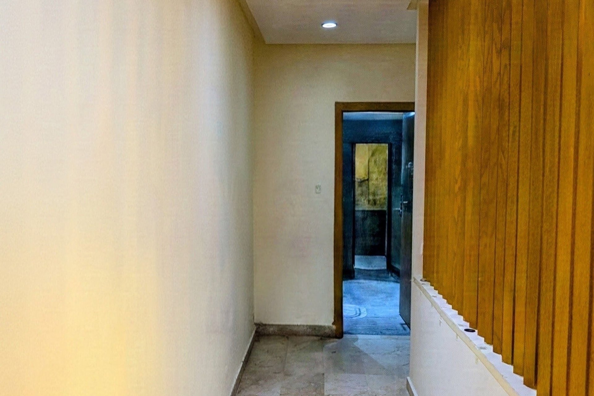 /ci211604/image_370326686.jpg