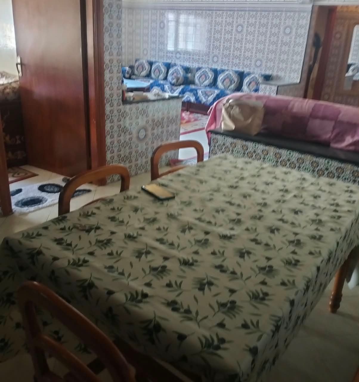 /ci212481/image_200586800.jpeg