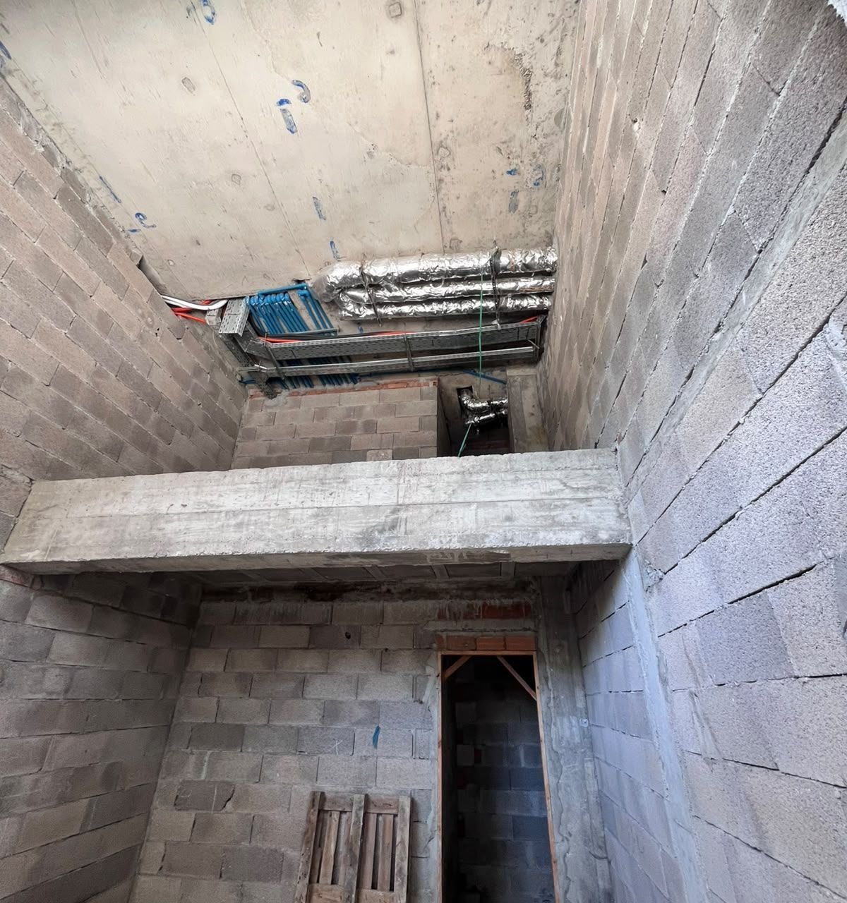 /ci5000400/image_546807448.jpg