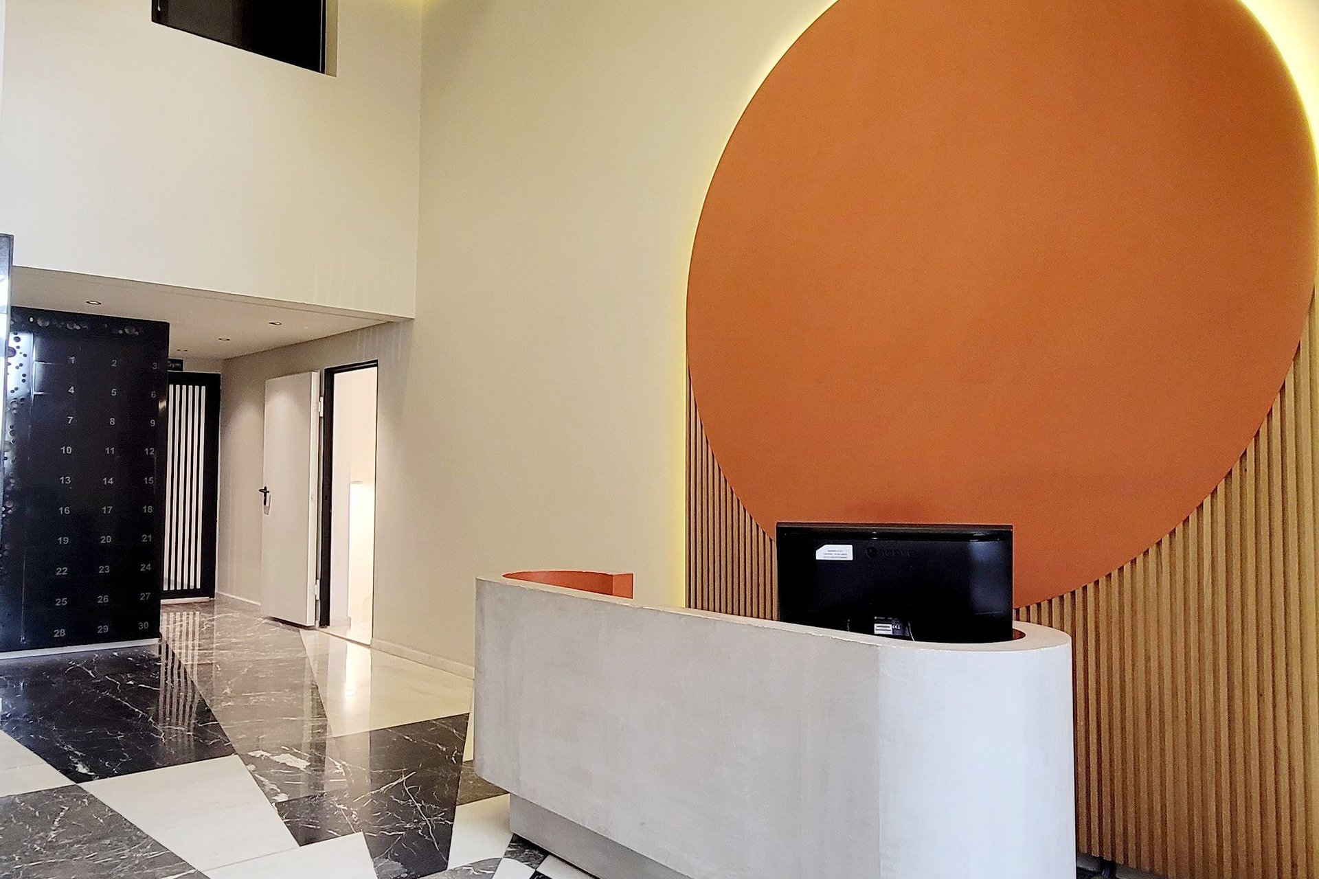 /cs197826/image_548101503.jpg