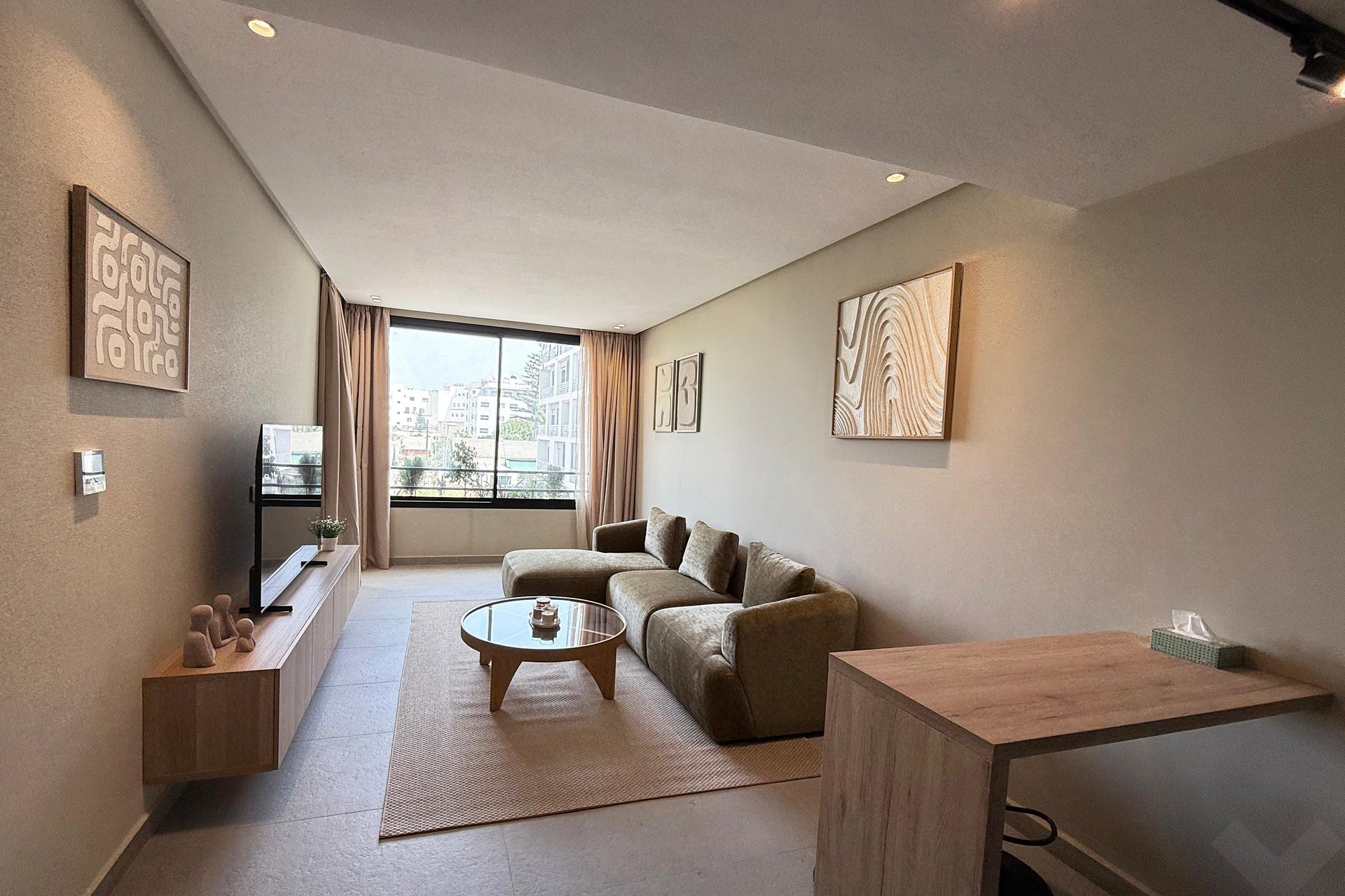/cs208475/image_717963947.jpg