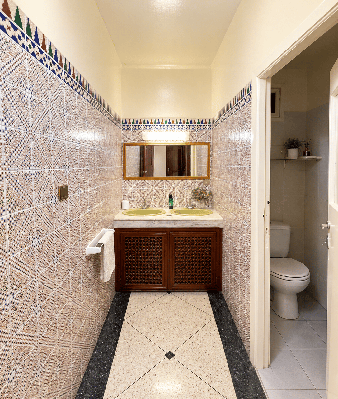 /cs216397/image_12312606.png