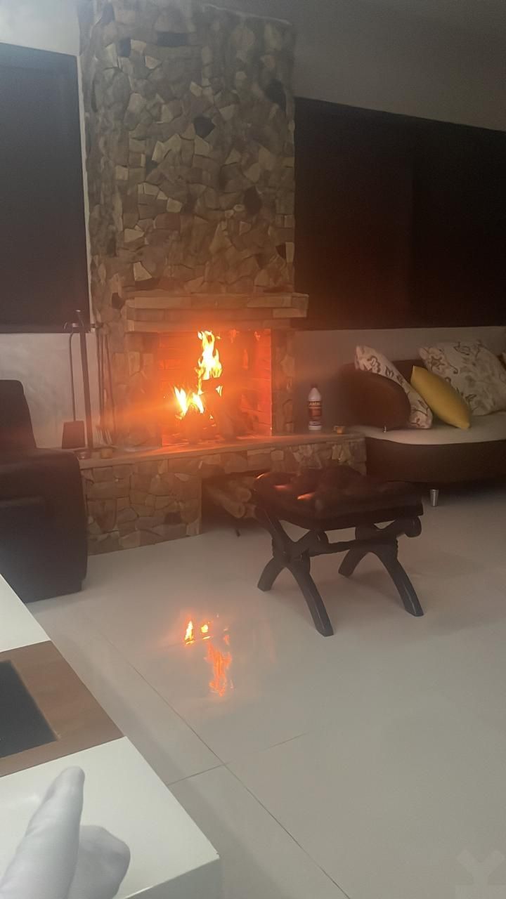 /ei191858/image_593345260.jpeg