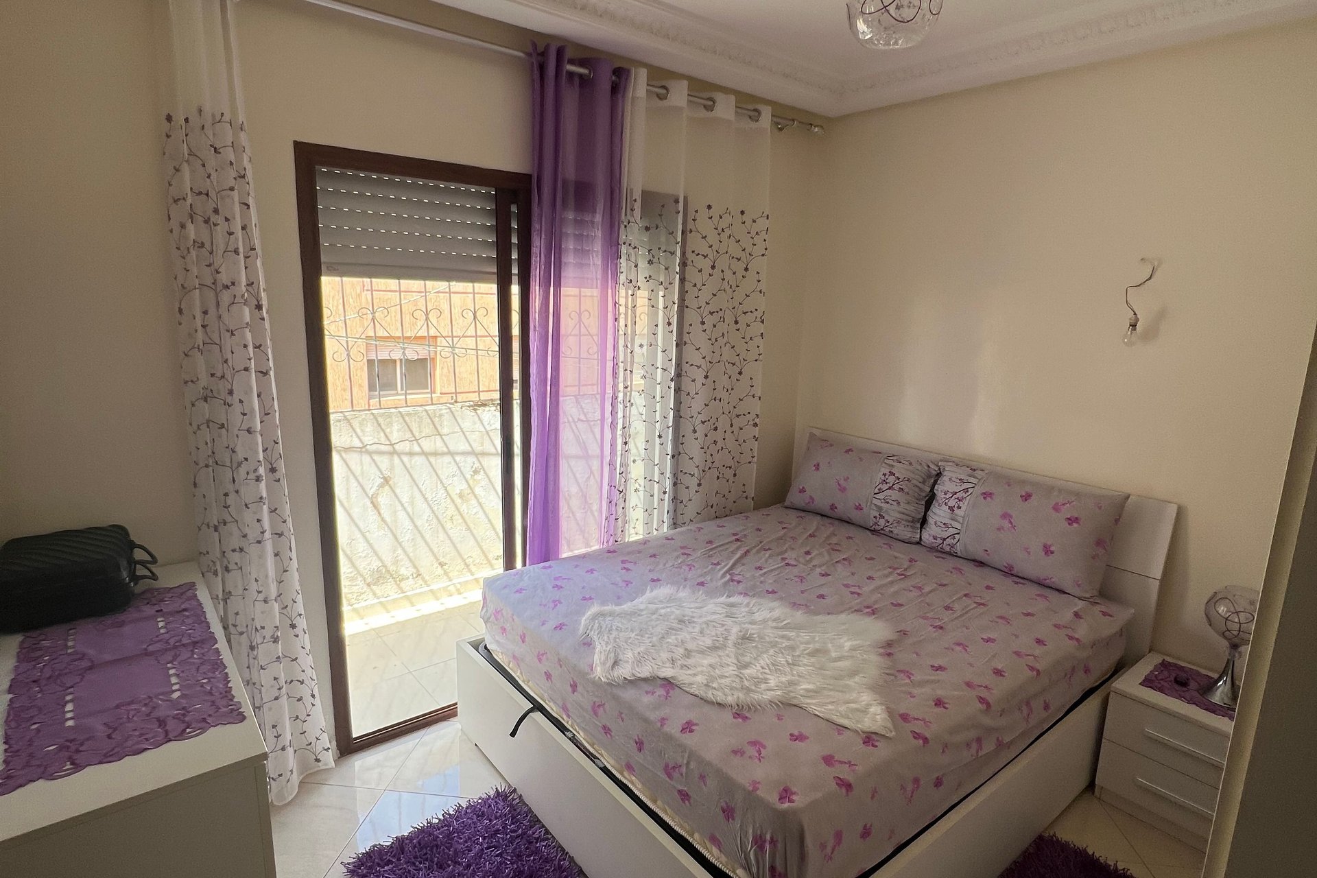 /id208843/image_652025391.jpg