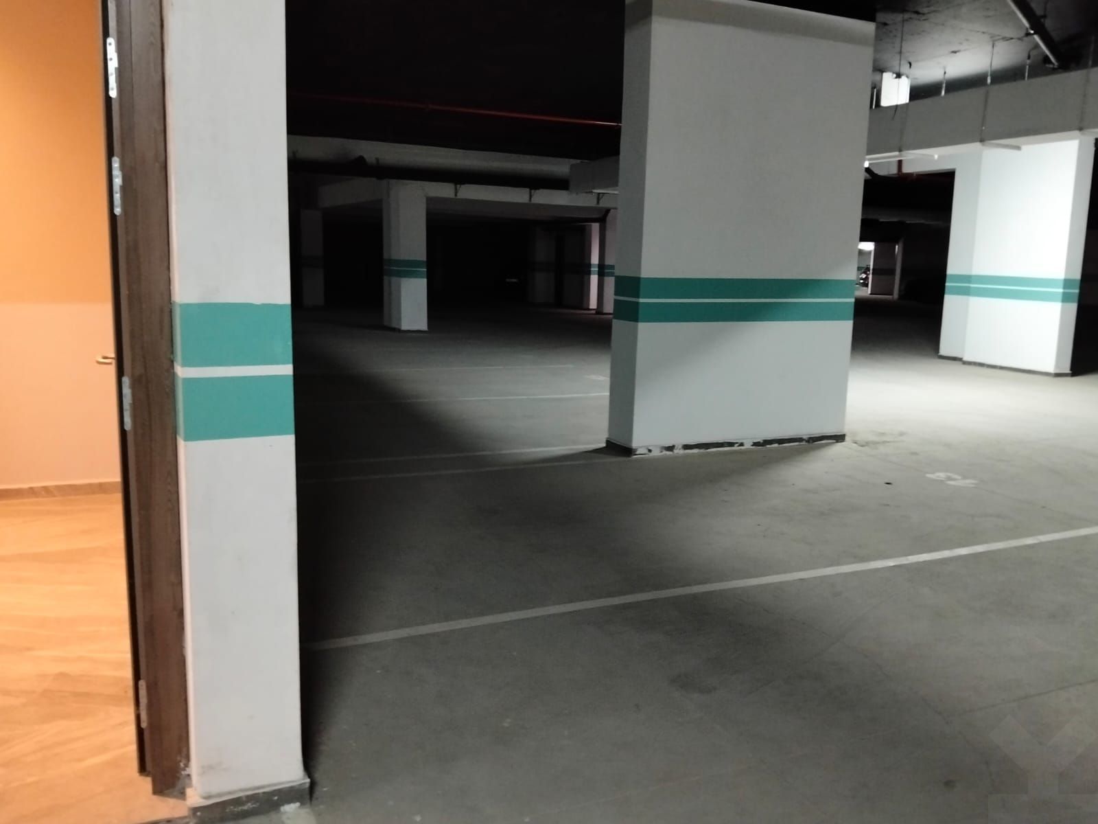 /ma174459/image_650172351.jpeg