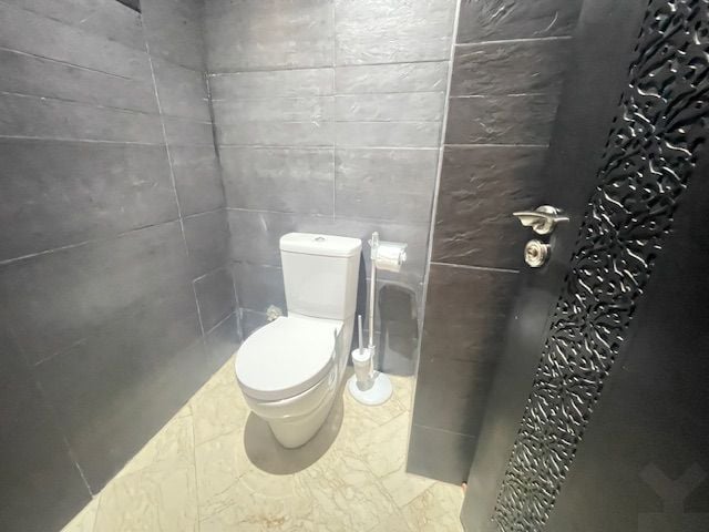 /ma196892/image_332075816.JPG