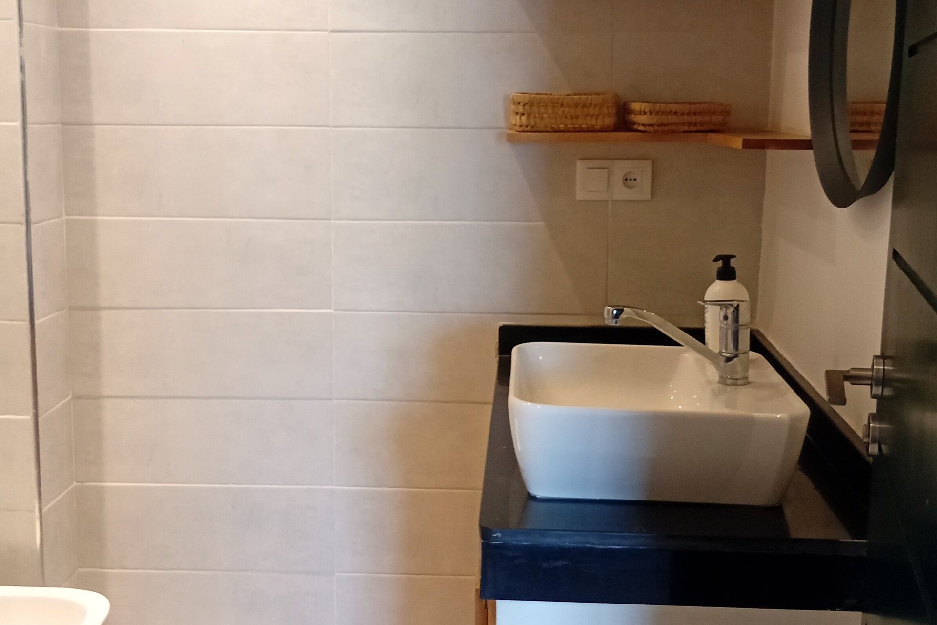 /ma198398/image_367208181.jpeg