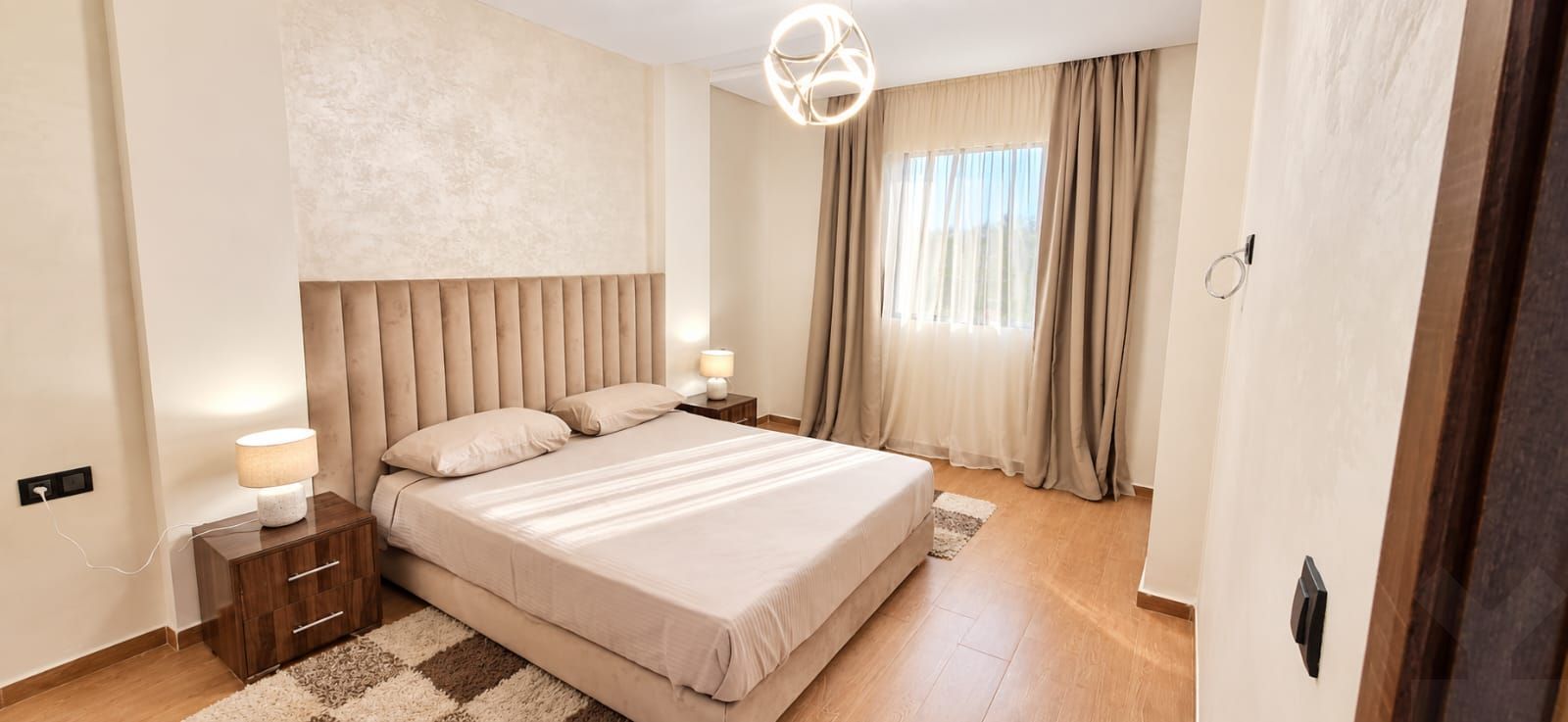 /ma5000039/image_797027164.jpeg