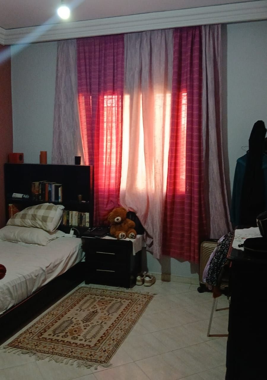 /mi163997/image_464082551.jpeg