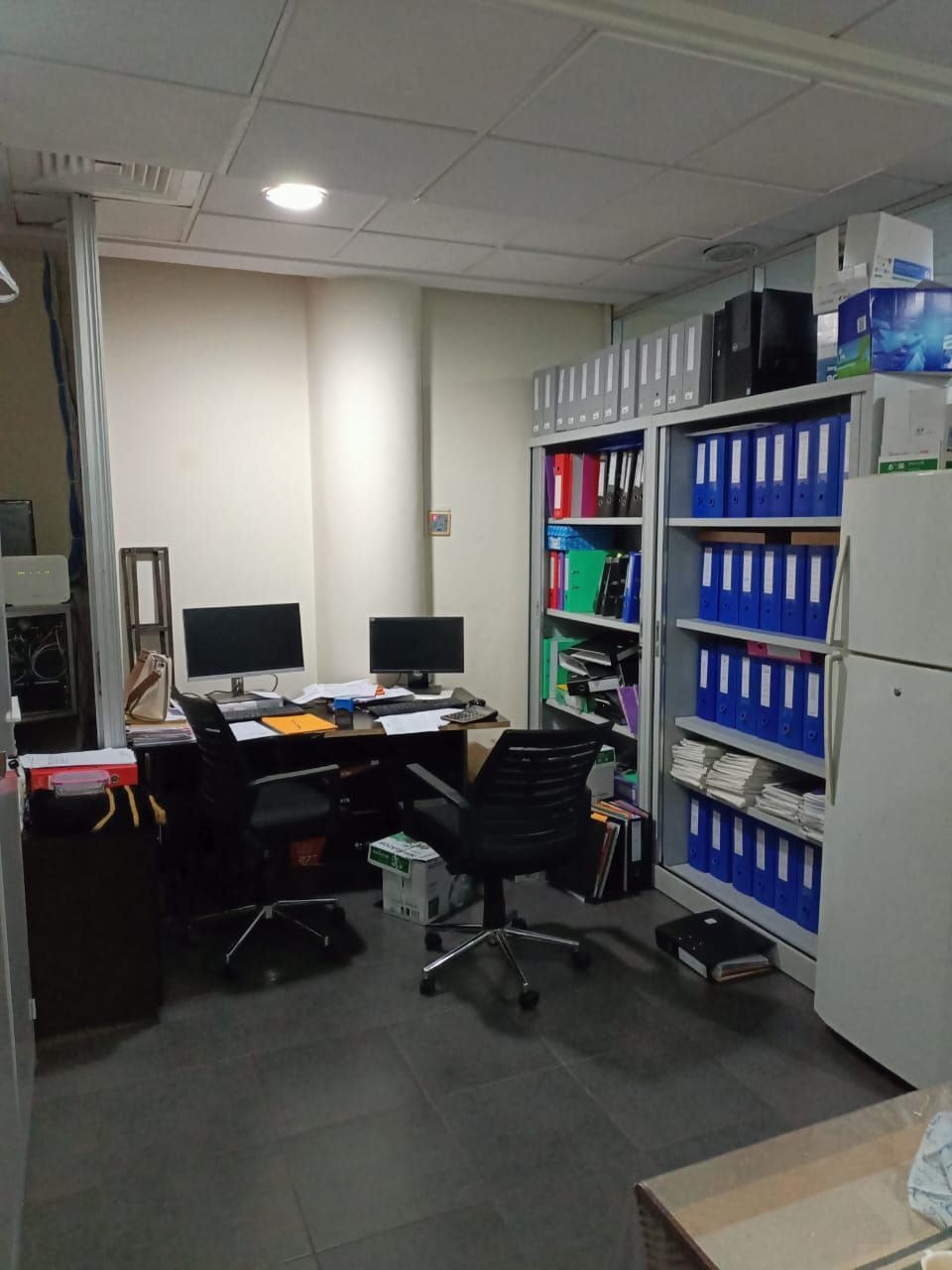 /mi165999/image_258130322.jpeg